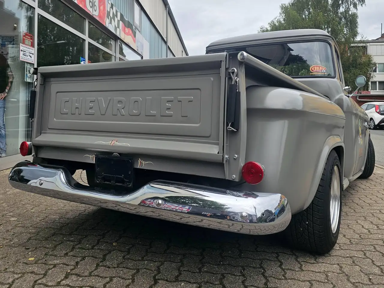 Chevrolet C10 APACHE MIT PANORAMA SCHEIBE (selten), foto 12