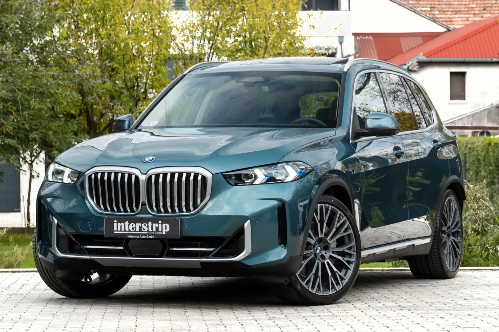 BMW X5 50e M SPORT.LUFTF.PANO.360.DR.ASS.PRO.AHK.22" Blau - 1
