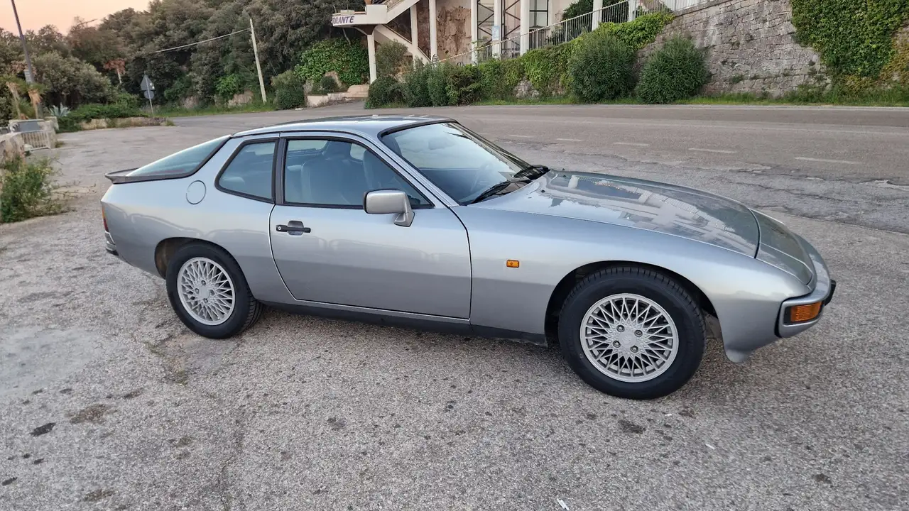 Porsche 924 2.0, foto 11