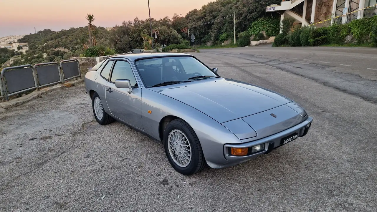 Porsche 924 2.0, foto 12