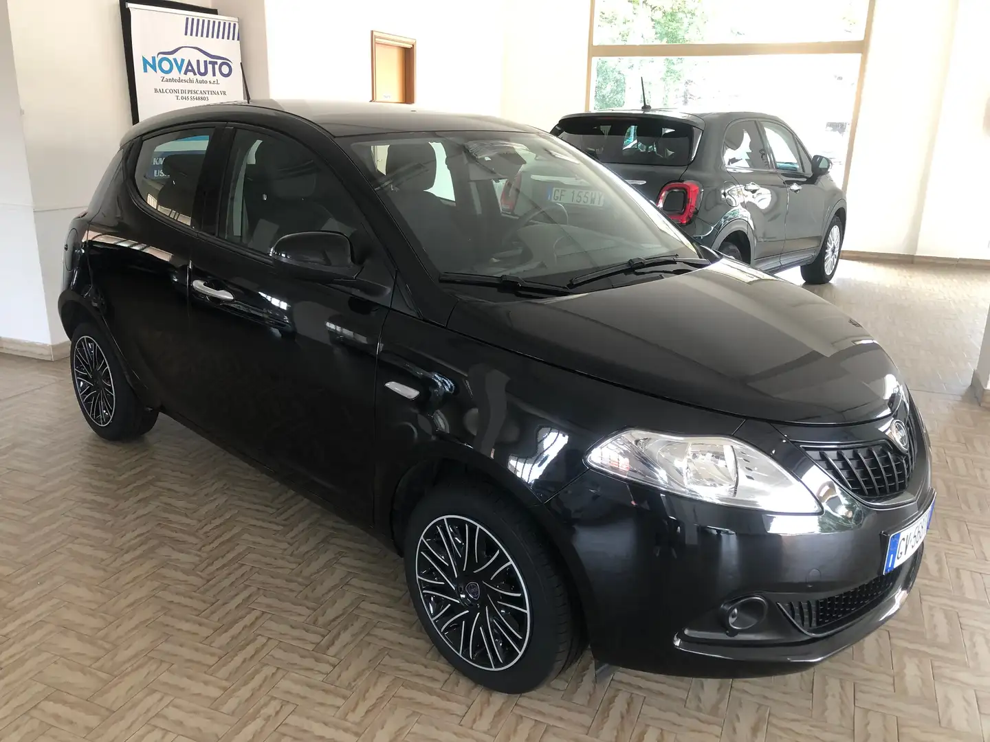 Lancia Ypsilon Ypsilon III 2021 1.0 firefly hybrid Oro Noir - 2