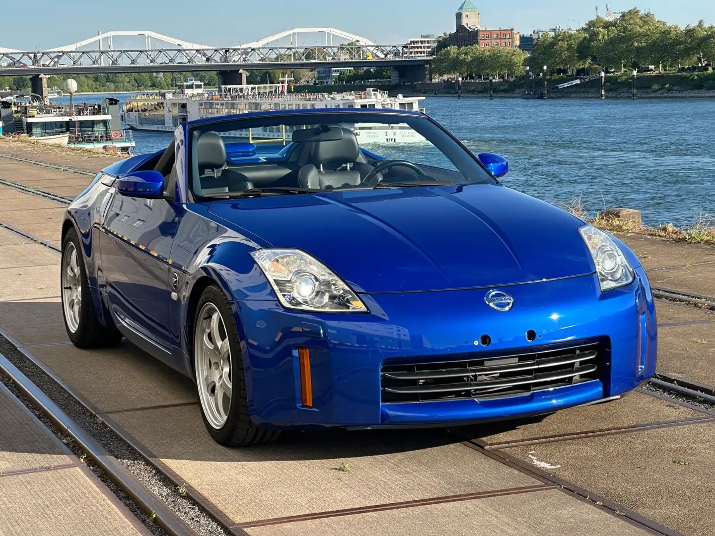 Nissan 350Z RoadsterPremiumPack*INVIDIA*3JahreGarantie Bleu - 1