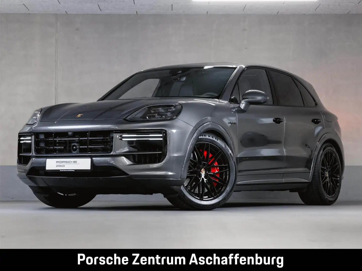 Porsche Cayenne Turbo E-Hybrid Panoramadach SportDesign Grau - 1