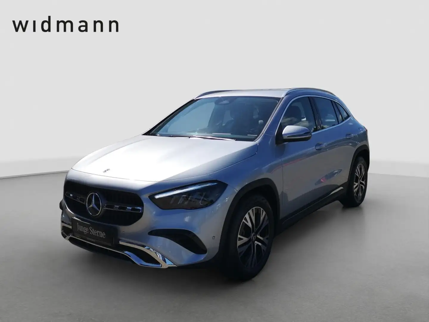 Mercedes-Benz GLA 200 Progressive Line Advanced*PTS*SpurH*LED* Silber - 1