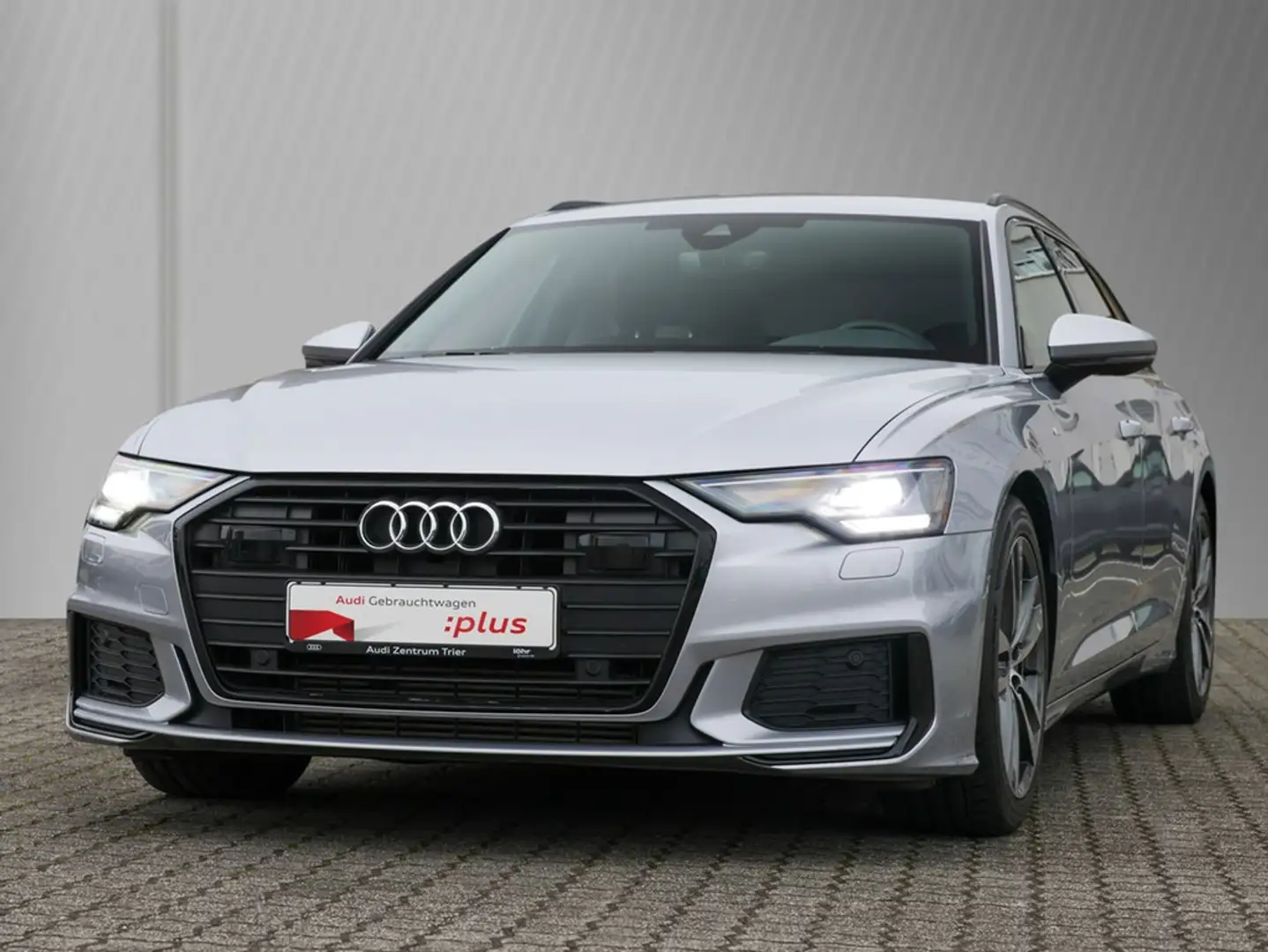 Audi A6 Avant 45 TFSI S line S-tronic Schwarz - 2