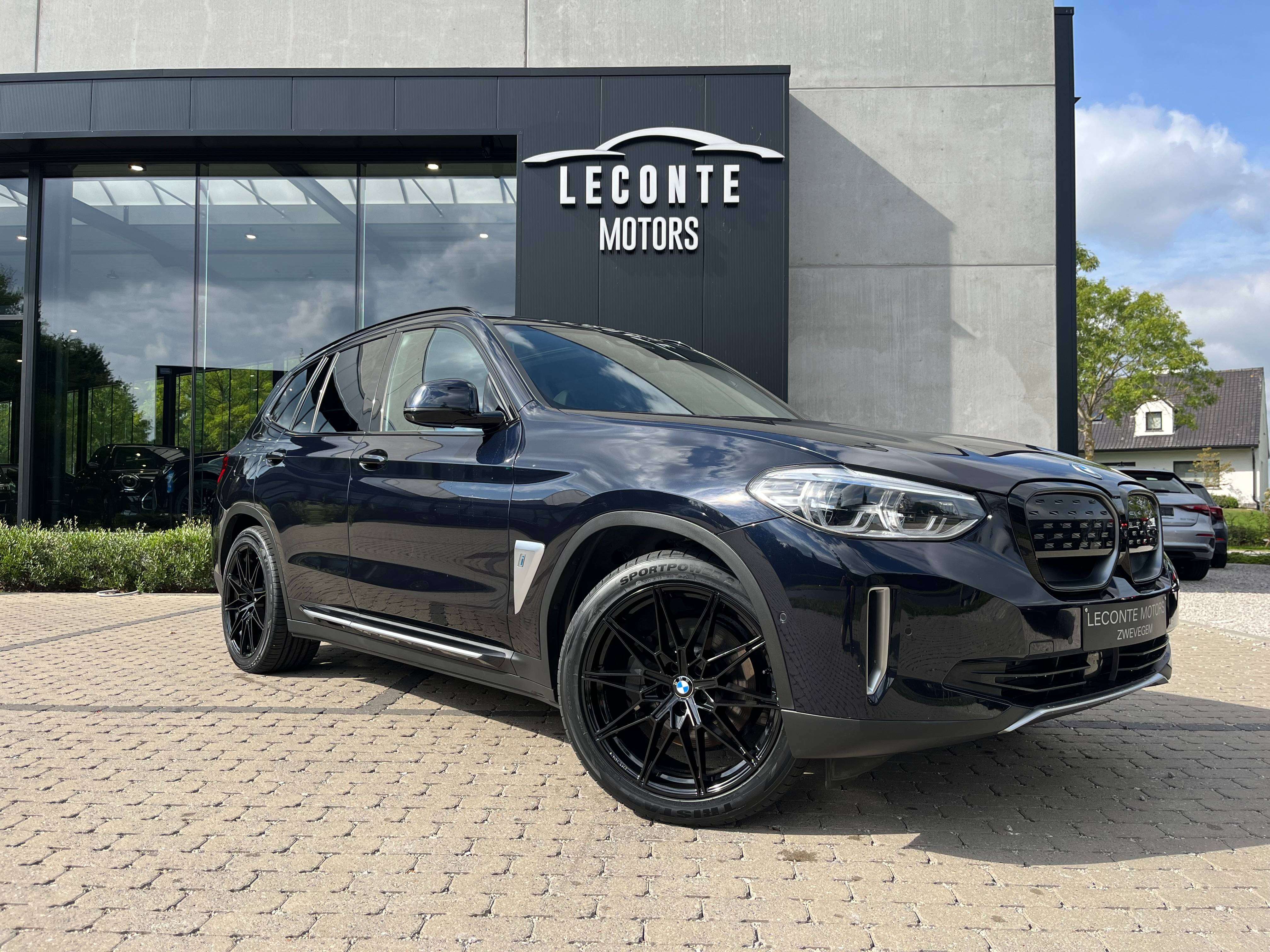 2021 BMW iX