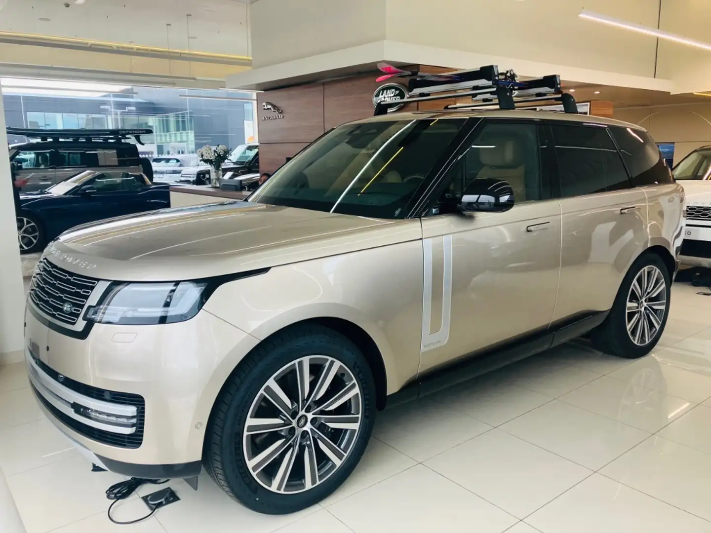 Land Rover Range Rover 4.4 V8 Autobiography SWB AWD Aut. 530 Szary - 1