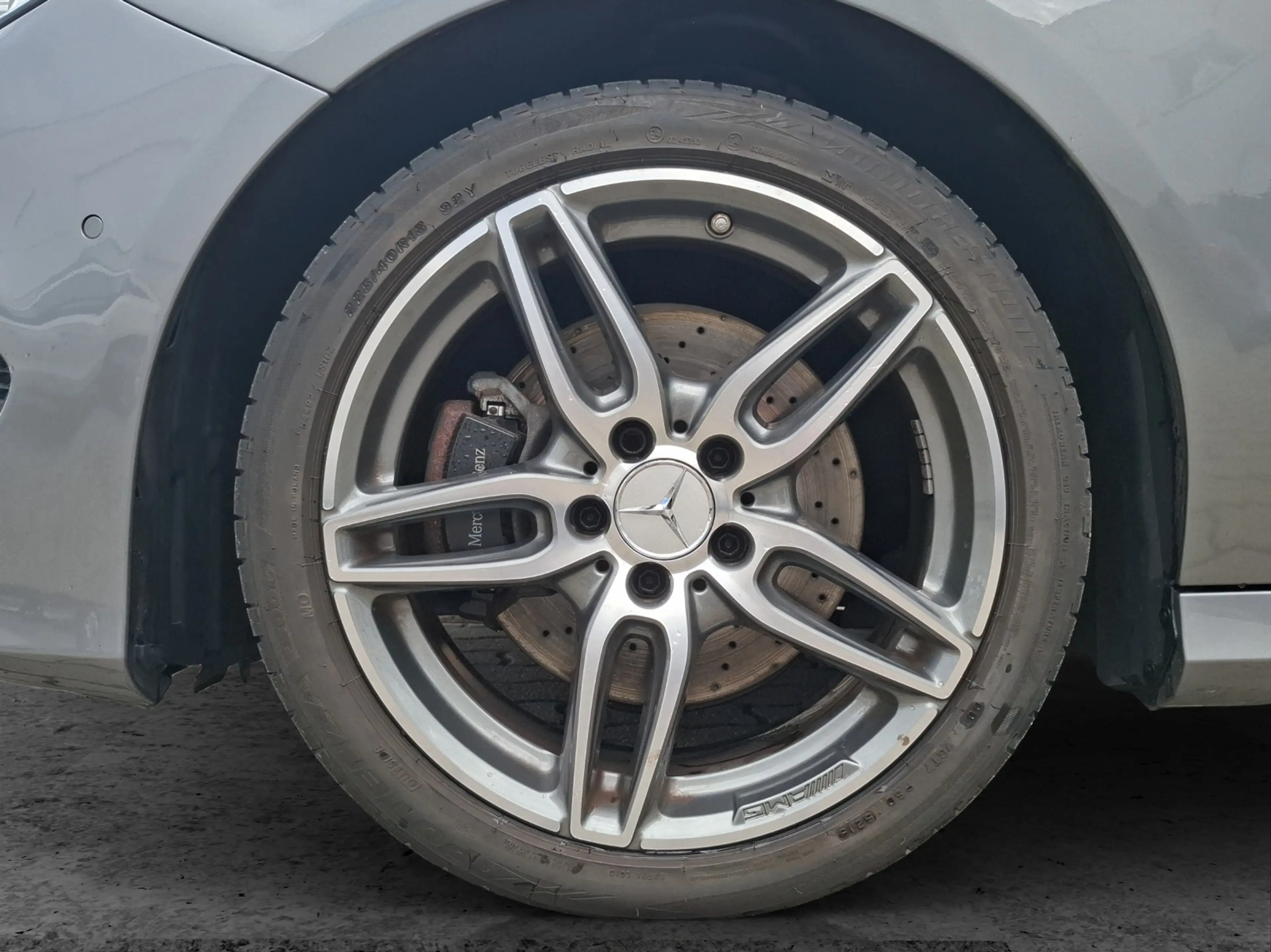 Mercedes-Benz B 220 AMG-Line 4Matic LED Navi SHZ GRA 18" — photo 9