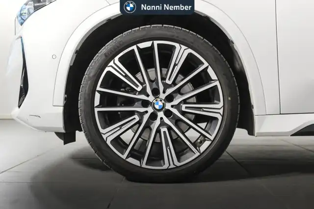 BMW X1 view 7