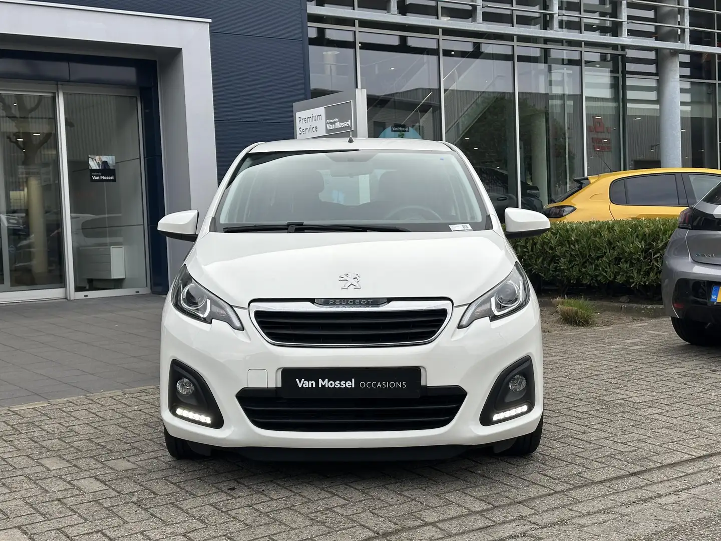 Peugeot 108 1.0 e-VTi Active | Zuinig | Lage KM stand Weiß - 2