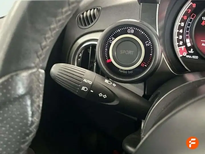 Abarth 500 2022, foto 14