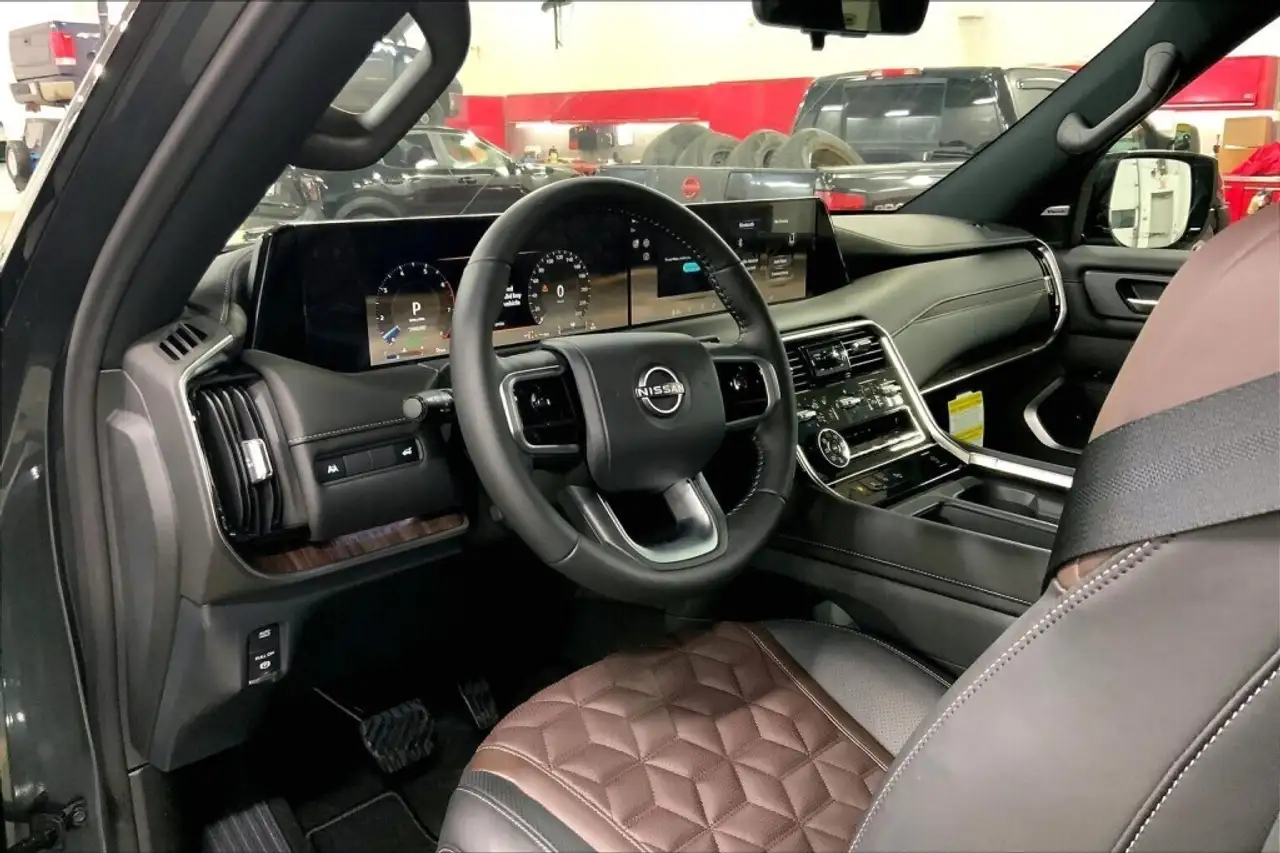 Nissan Armada снимка Nissan Armada