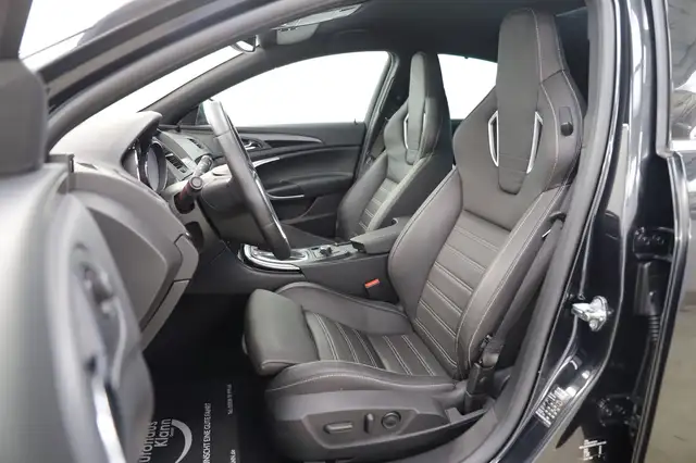 Opel Insignia view 9
