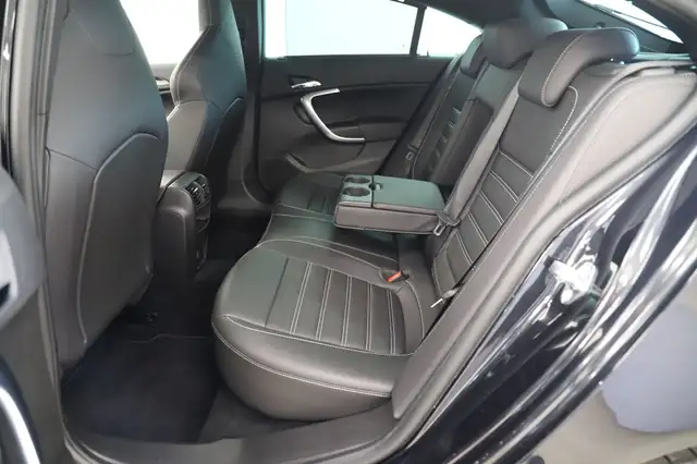 Opel Insignia view 11