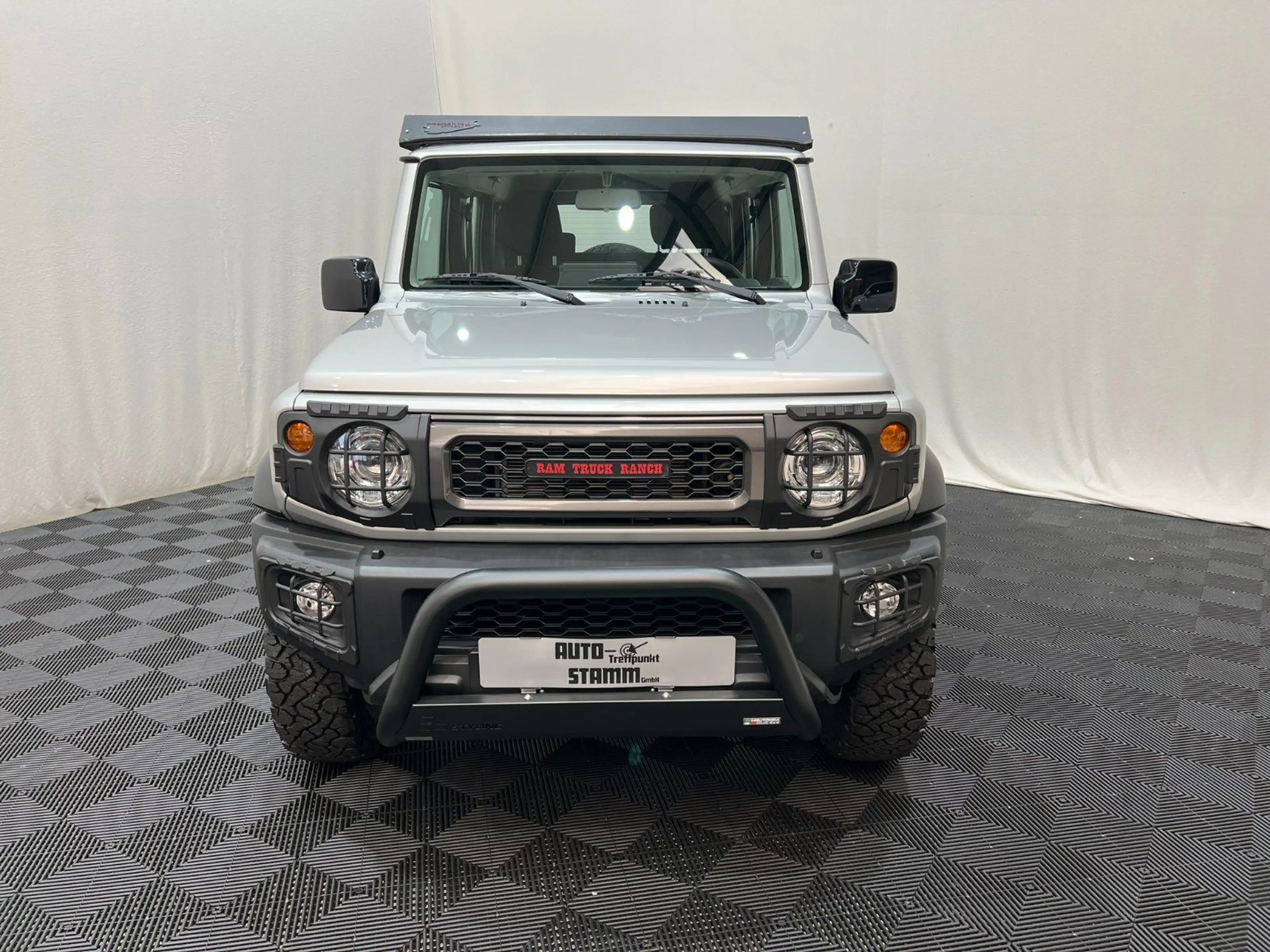 Suzuki Jimny RTR Jimmy - 4/5 Türer / Offroad Edition — photo 3