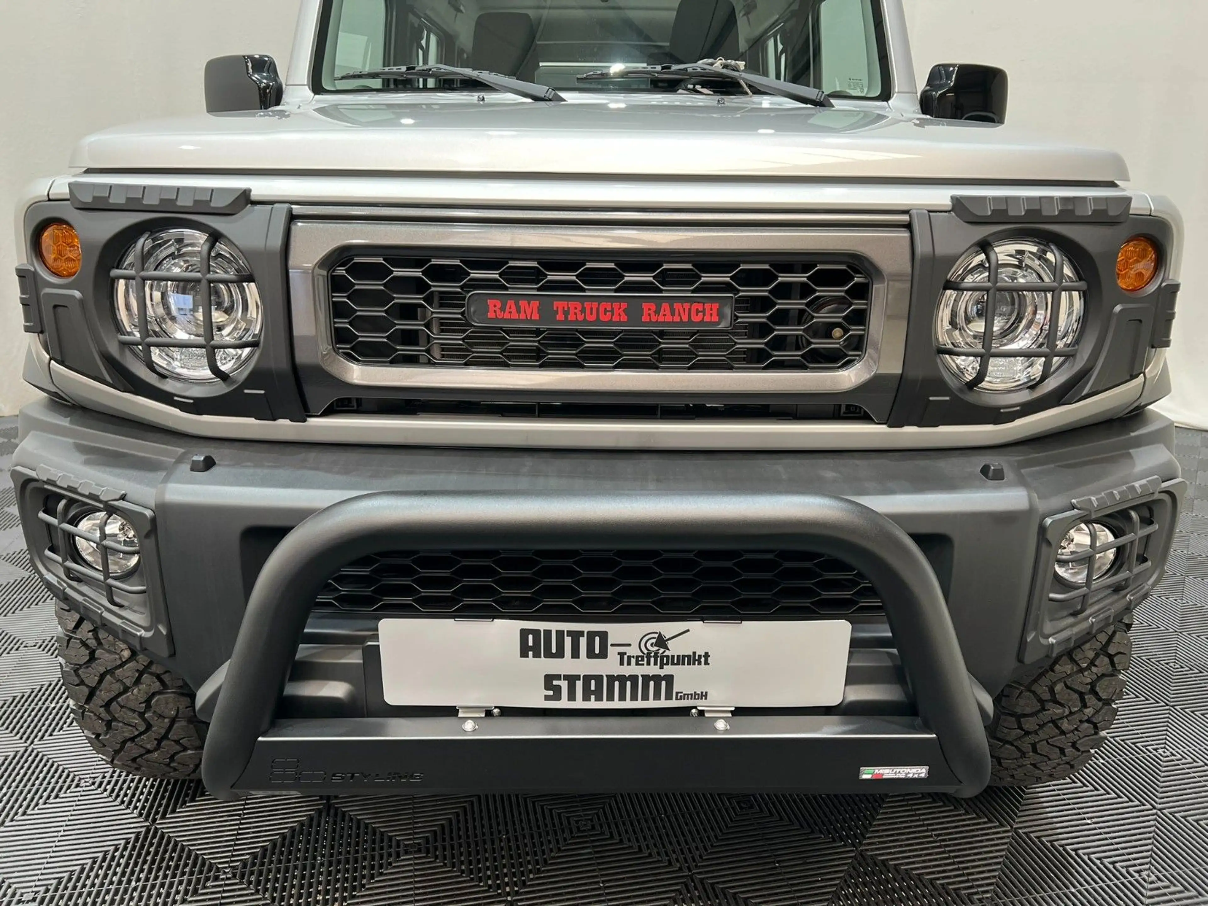 Suzuki Jimny RTR Jimmy - 4/5 Türer / Offroad Edition — photo 9