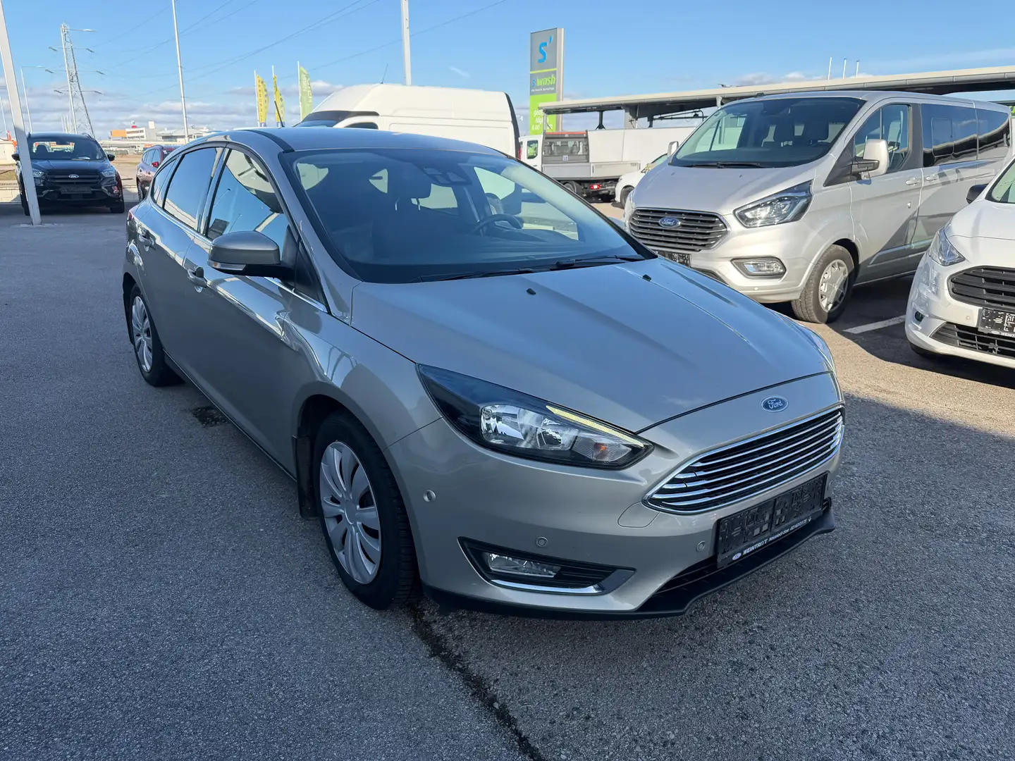 Ford Focus 1.0 Ecoboost Titanium Beige - 1
