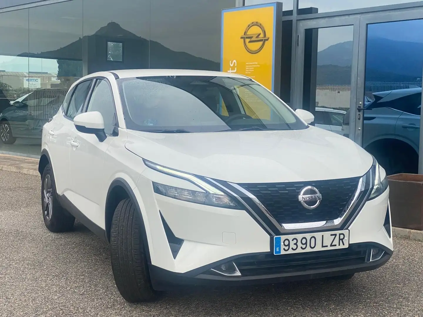 Nissan Qashqai 1.3 DIG-T mHEV 12V Acenta 4x2 103kW Blanco - 2