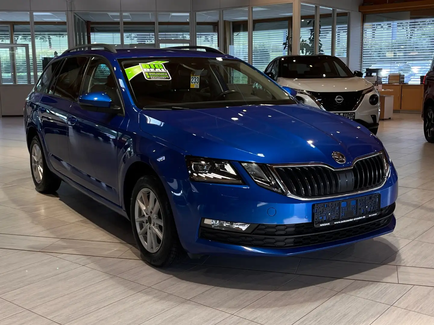 Skoda Octavia Combi 1.6 TDI Clever LED ACC Navi SHZ Blau - 2