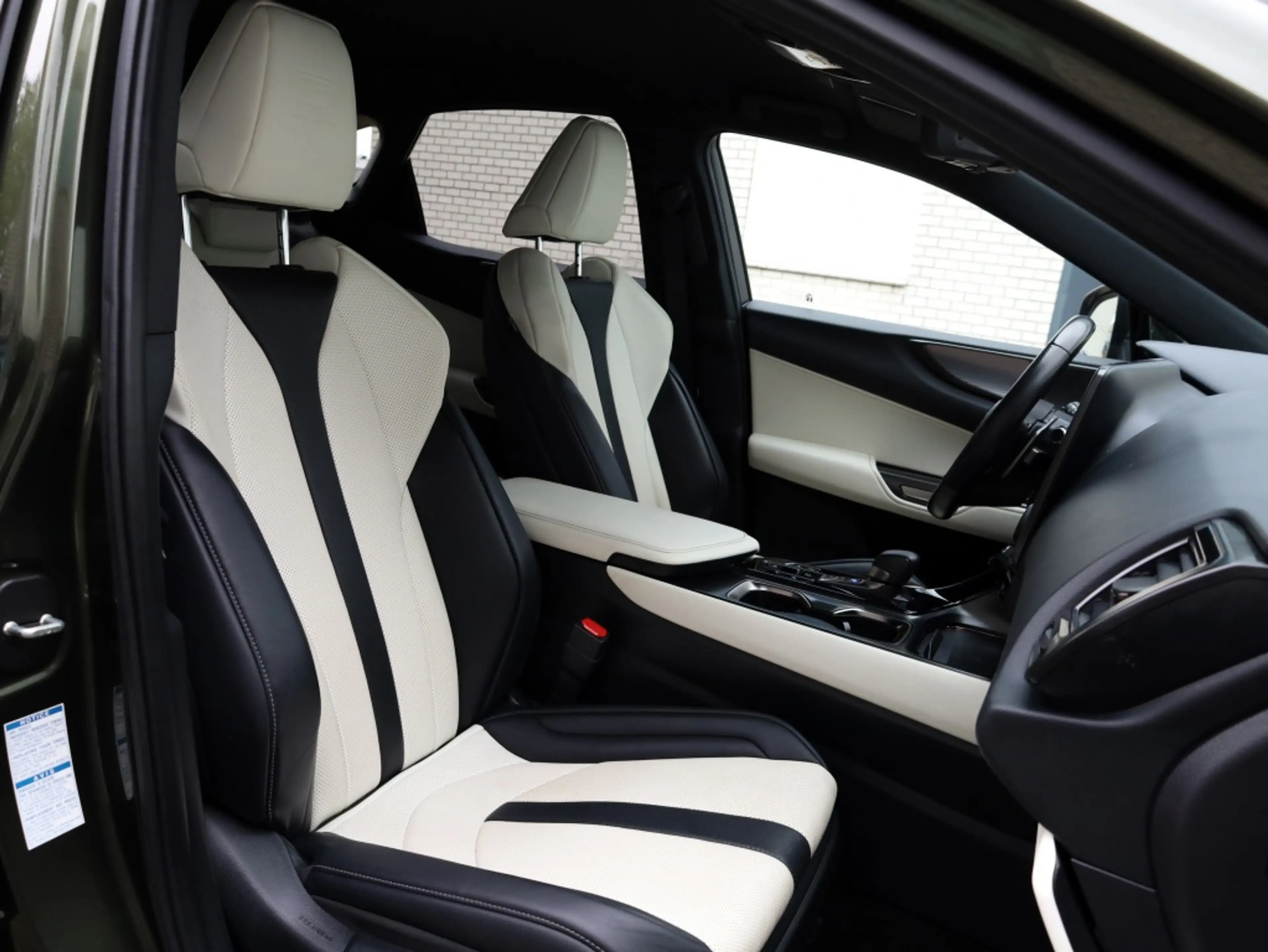Lexus NX 350h AWD F Sport Line | Mark Levinson | 360 Camera | Tr — photo 12