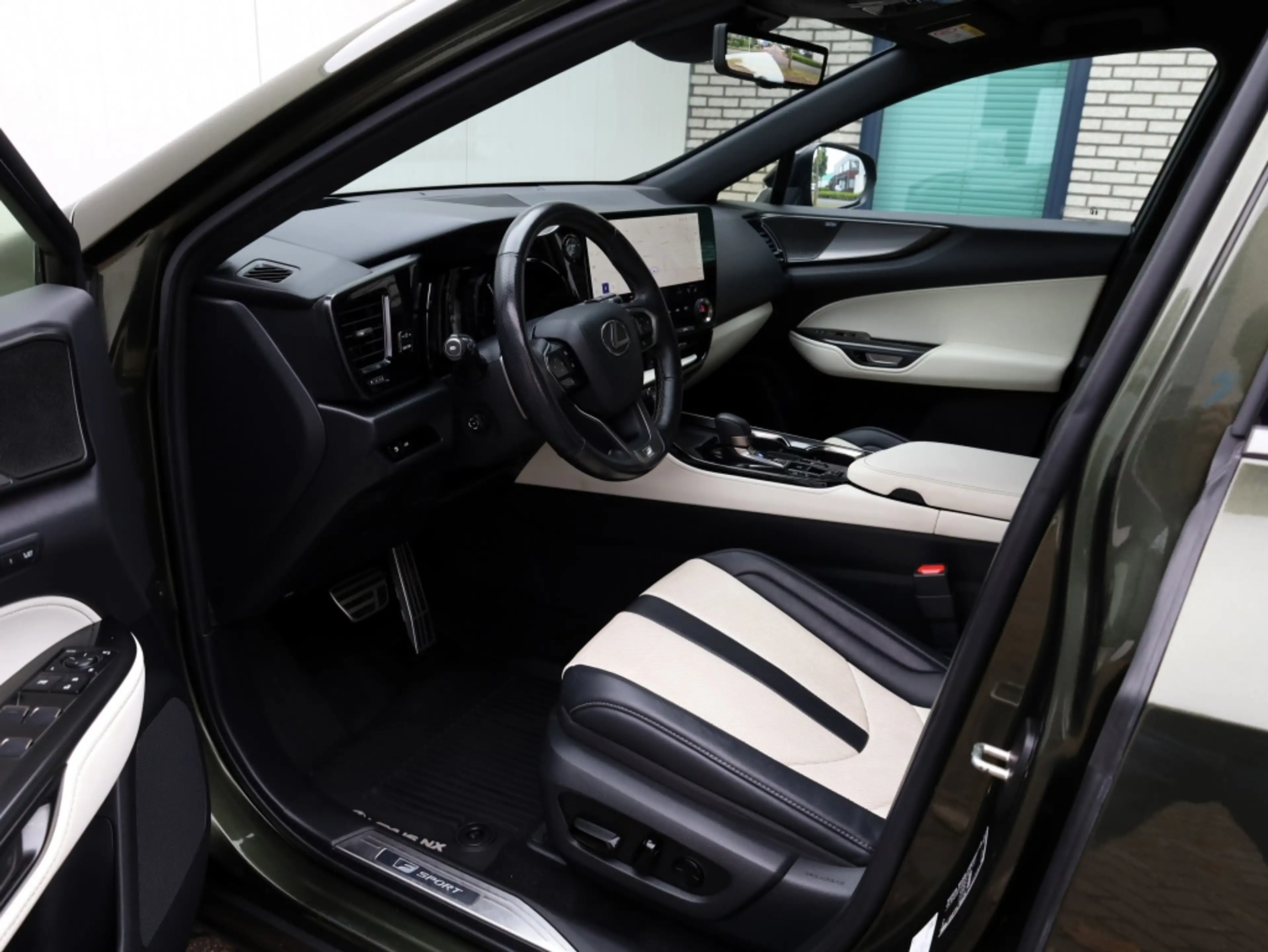Lexus NX 350h AWD F Sport Line | Mark Levinson | 360 Camera | Tr — photo 3