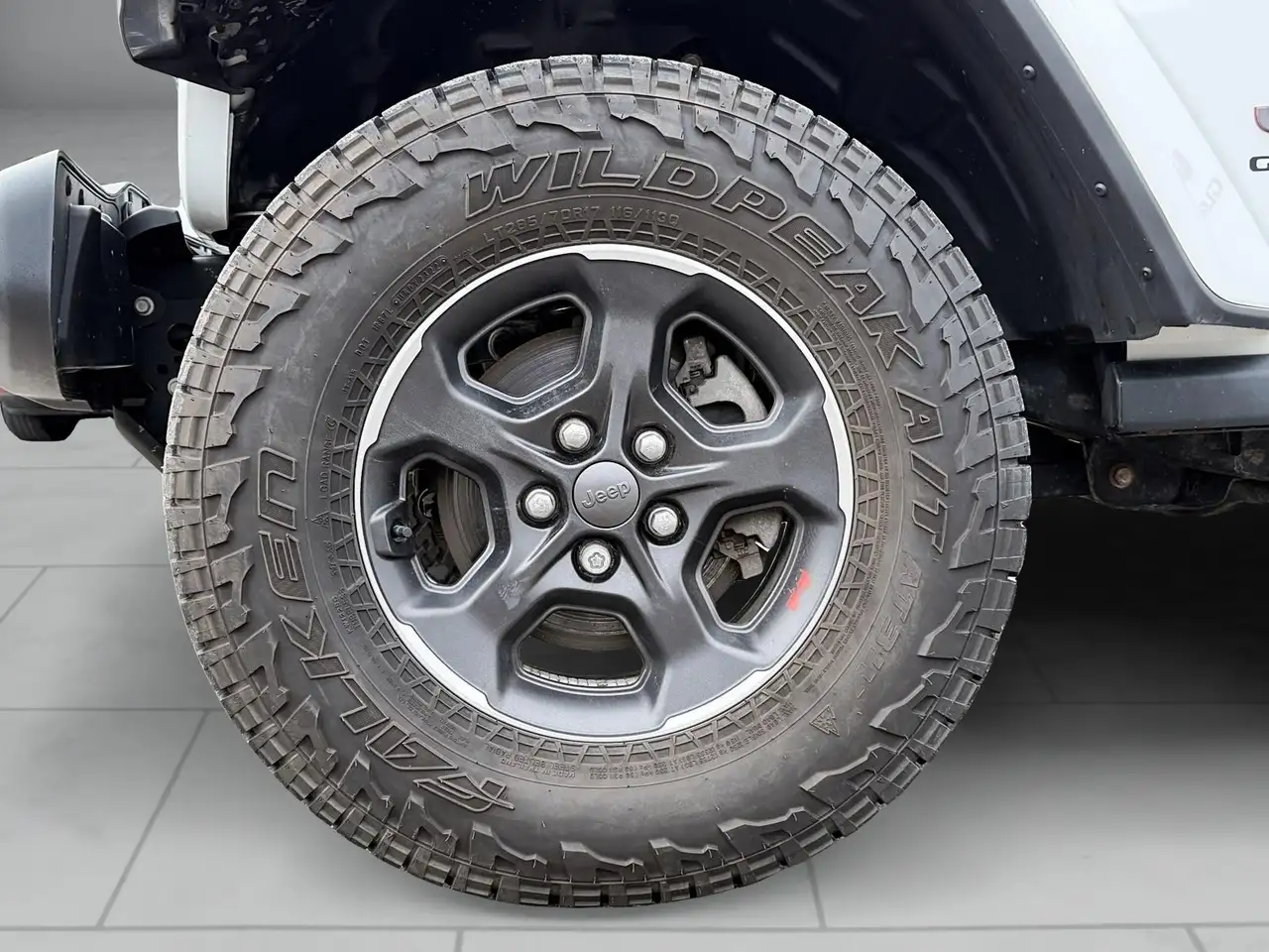 Jeep Gladiator снимка Jeep Gladiator