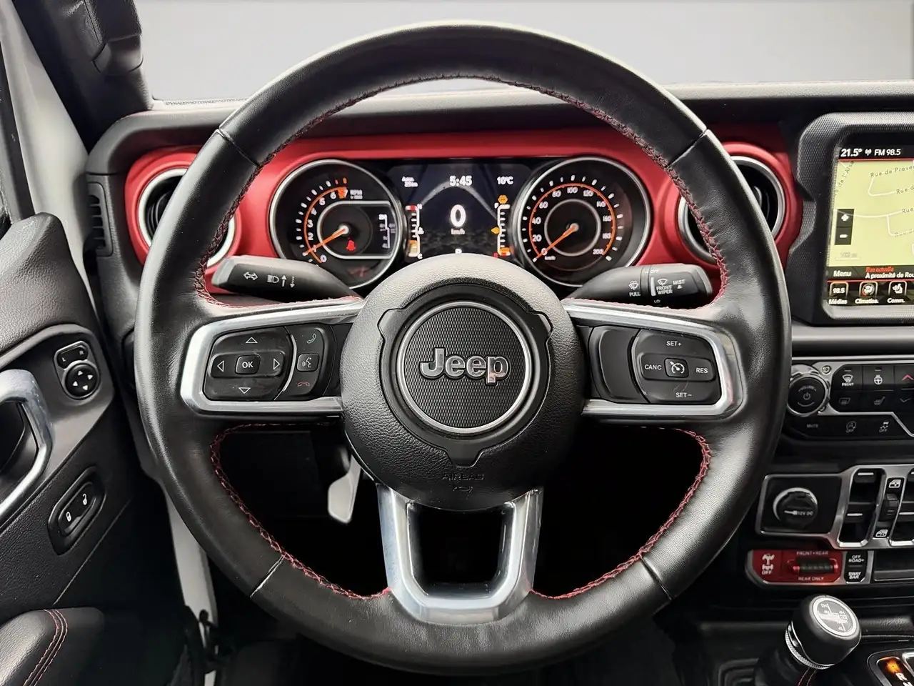 Jeep Gladiator снимка Jeep Gladiator