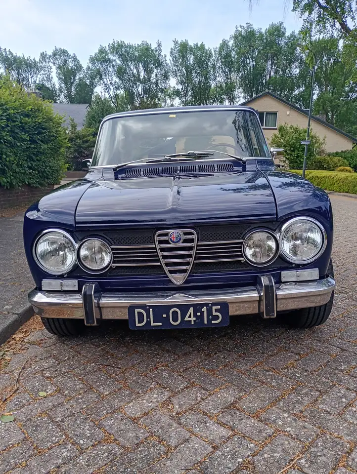 Alfa Romeo Giulia 2 L, foto 2