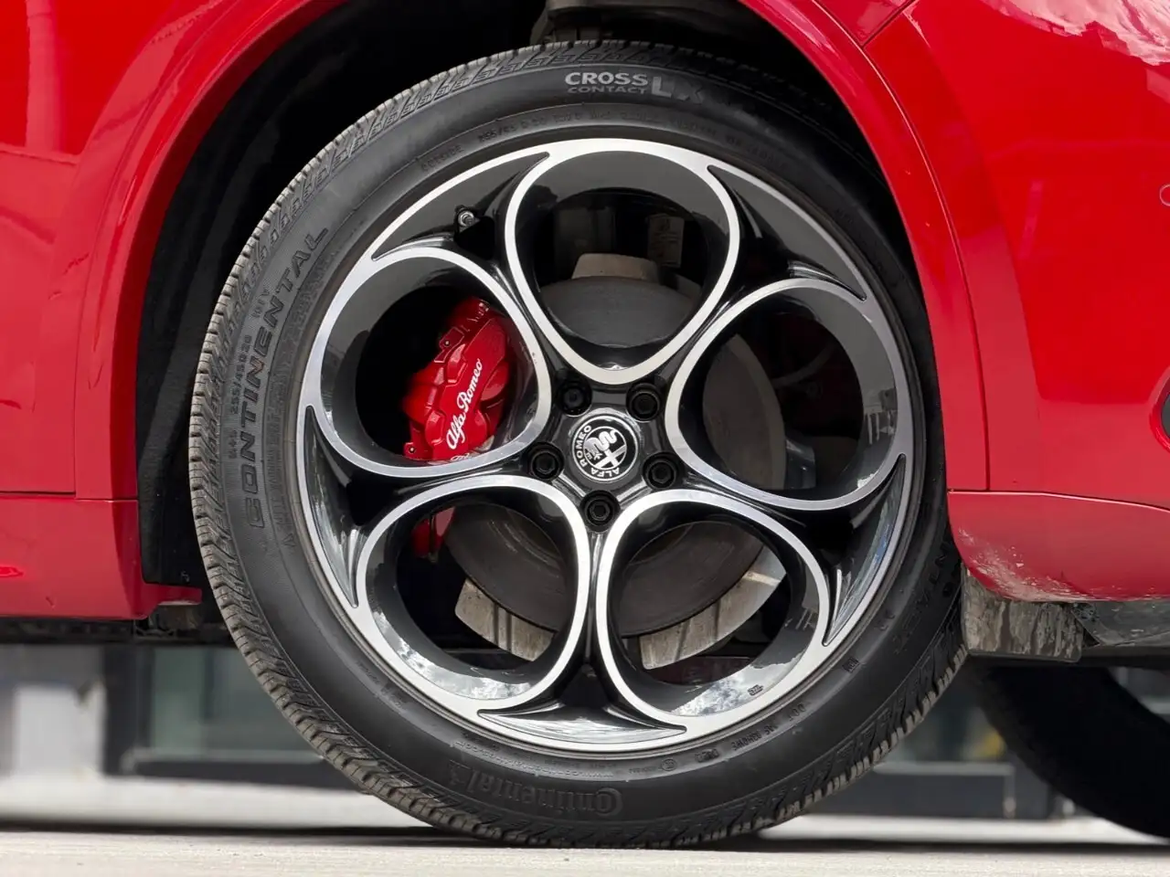Alfa Romeo Stelvio fotografie Alfa Romeo Stelvio