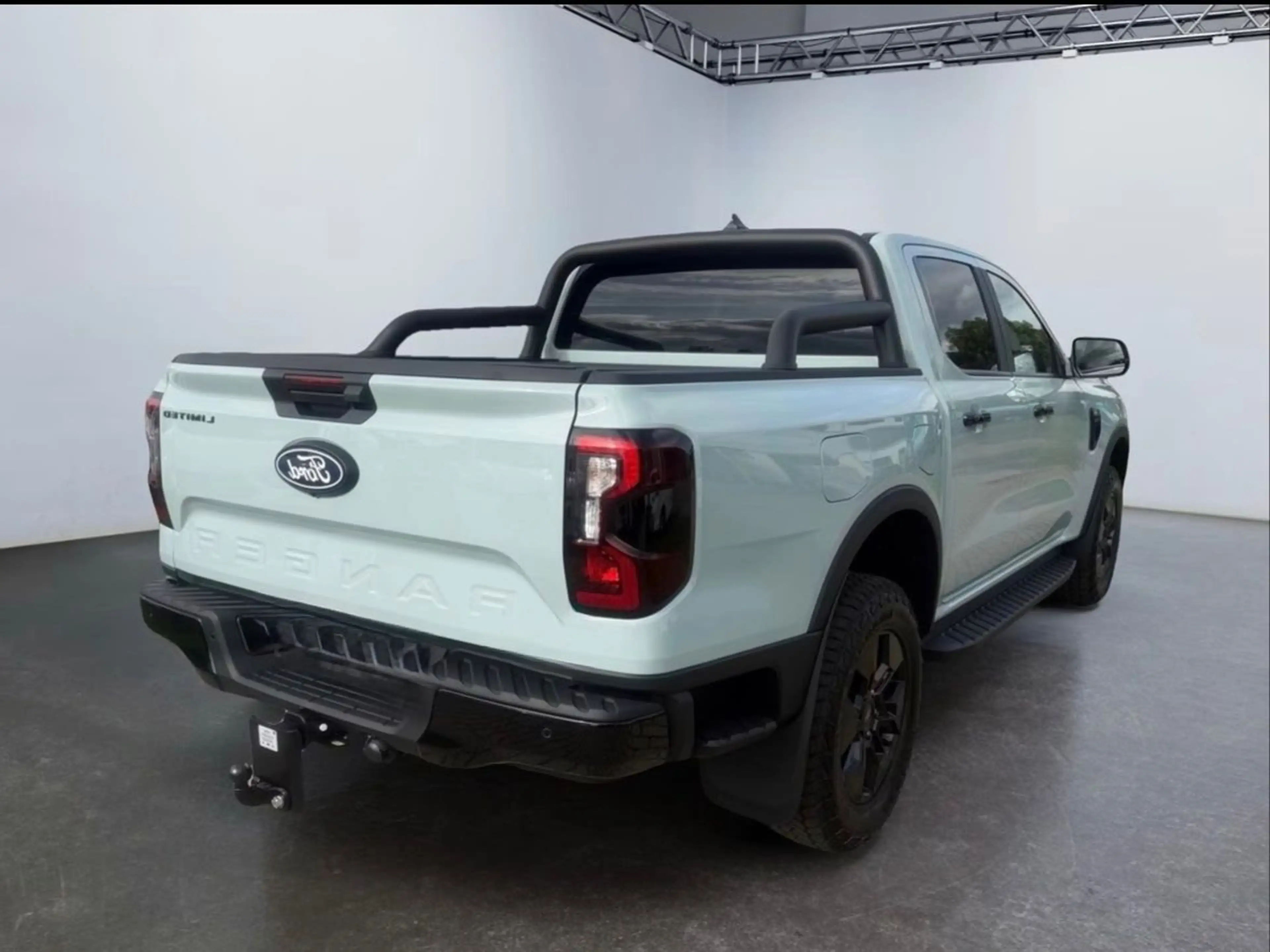 Ford Ranger D/CAB 281 PHEV A10 AWD AHK*iACC*LED — photo 5