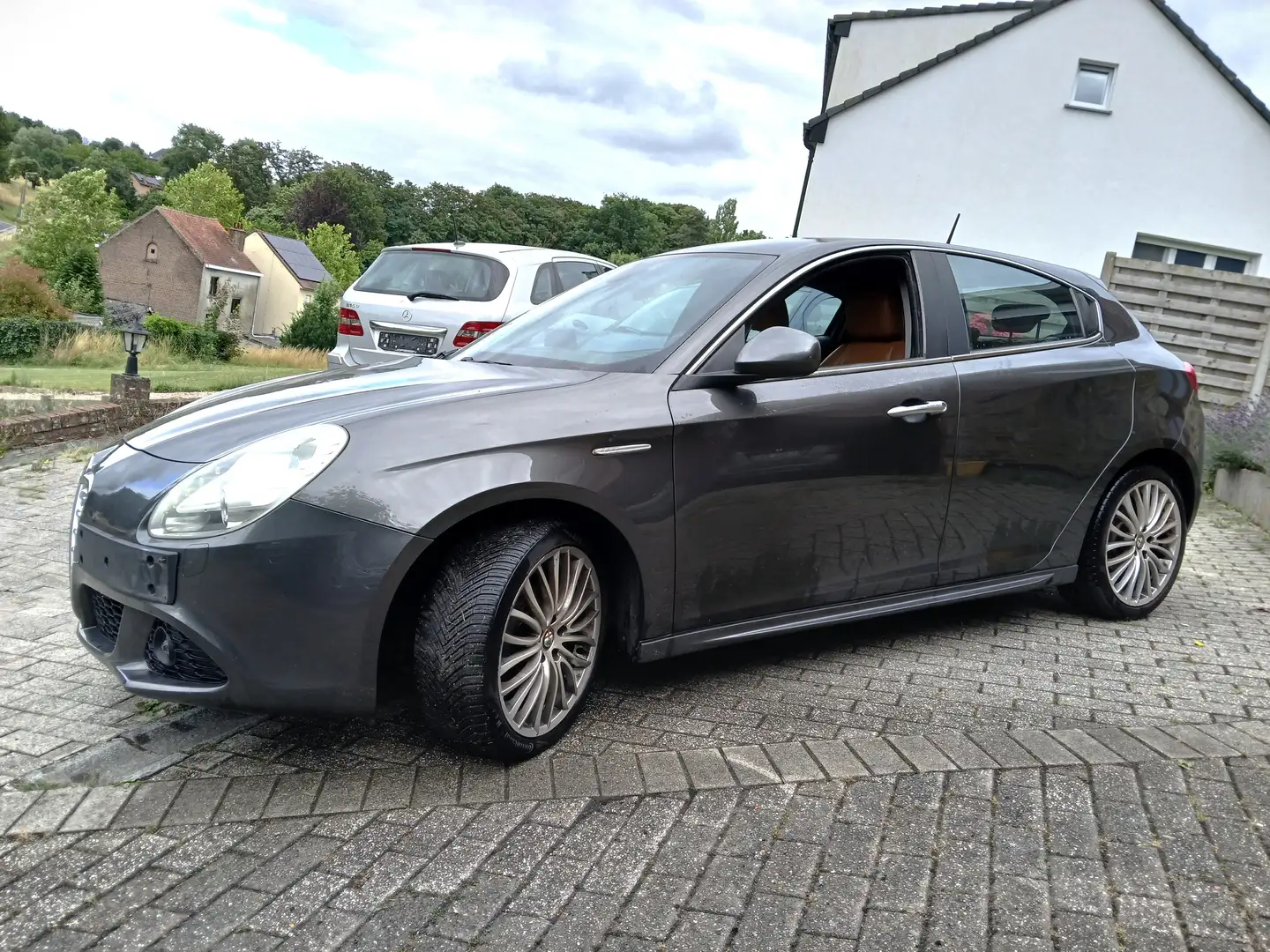 Alfa Romeo Giulietta Giulietta 1.4 TB Progression Start Gris - 2