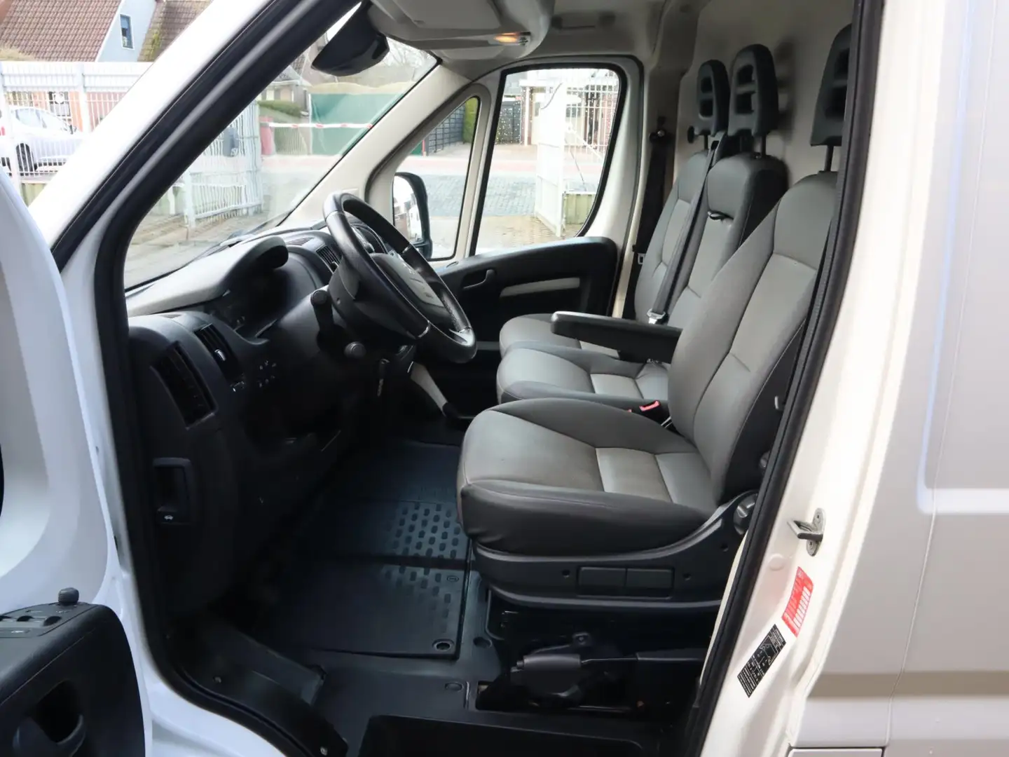 Peugeot Boxer 2.2 BlueHDi|140PK|BJ.2-2021|L2-H2|EURO6|AIRCO|NAVI Weiß - 2