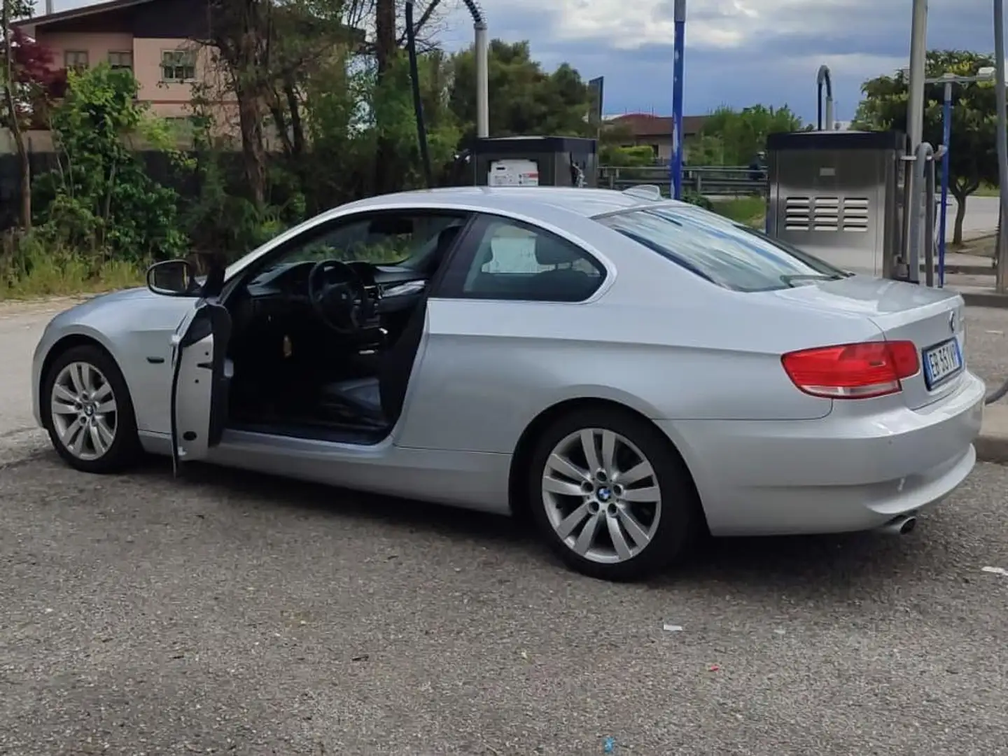 BMW 320 Serie 3 E92 Coupe 320d Coupe Futura 177cv Argento - 1