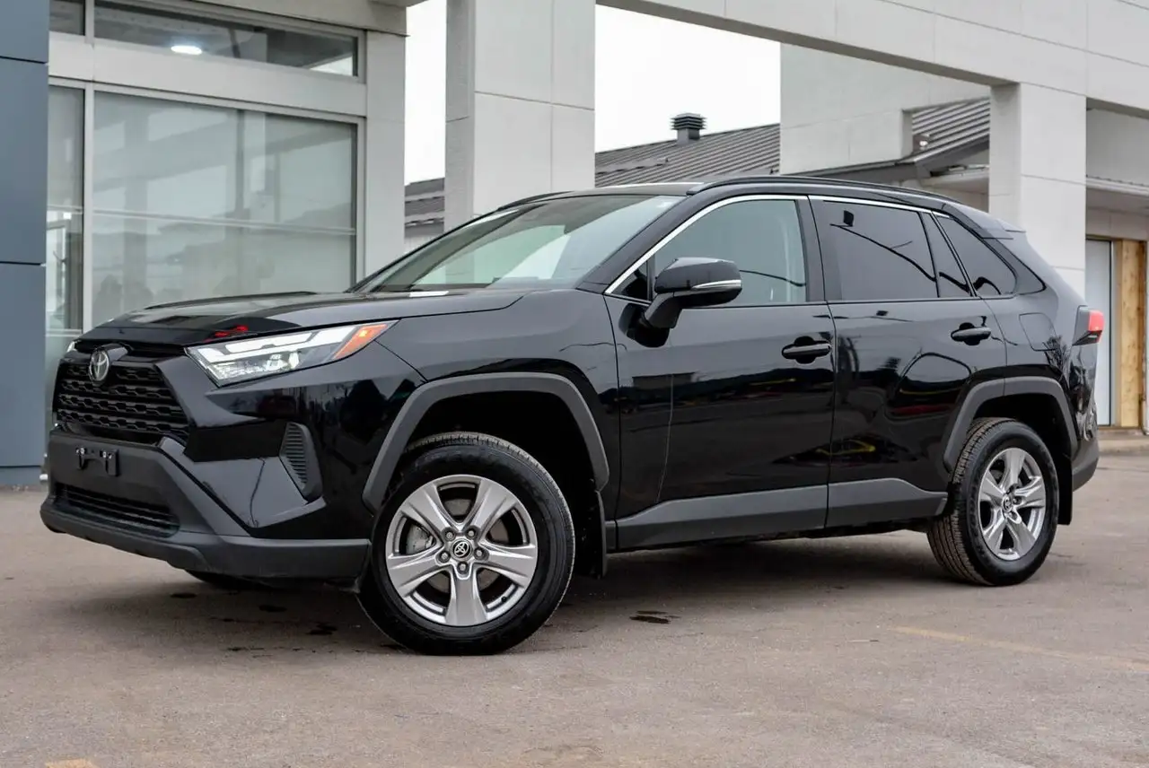 Toyota RAV 4 снимка Toyota RAV 4
