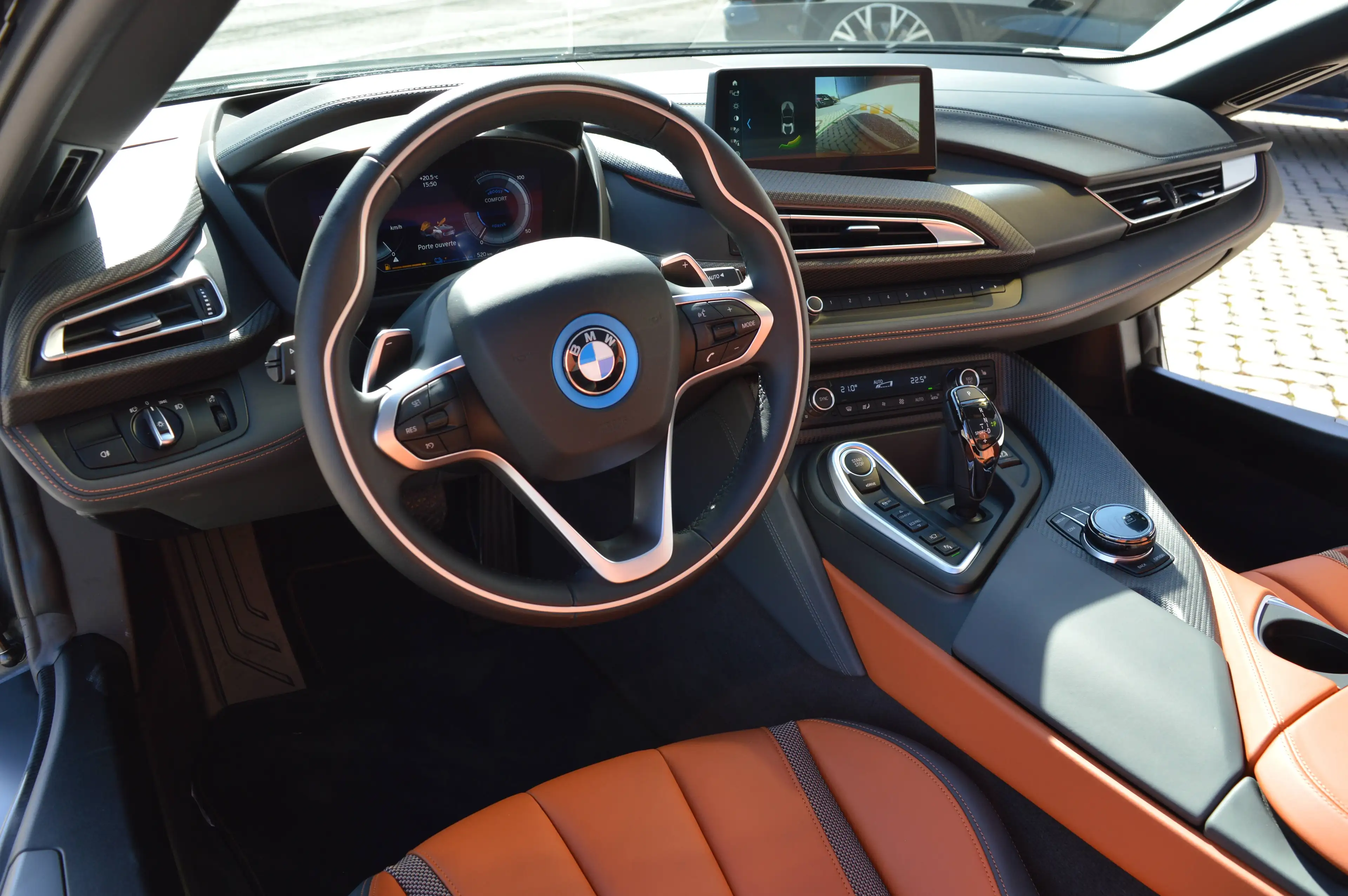 BMW i8 Roadster - 4.500 km - NEW - 1 HAND — photo 11