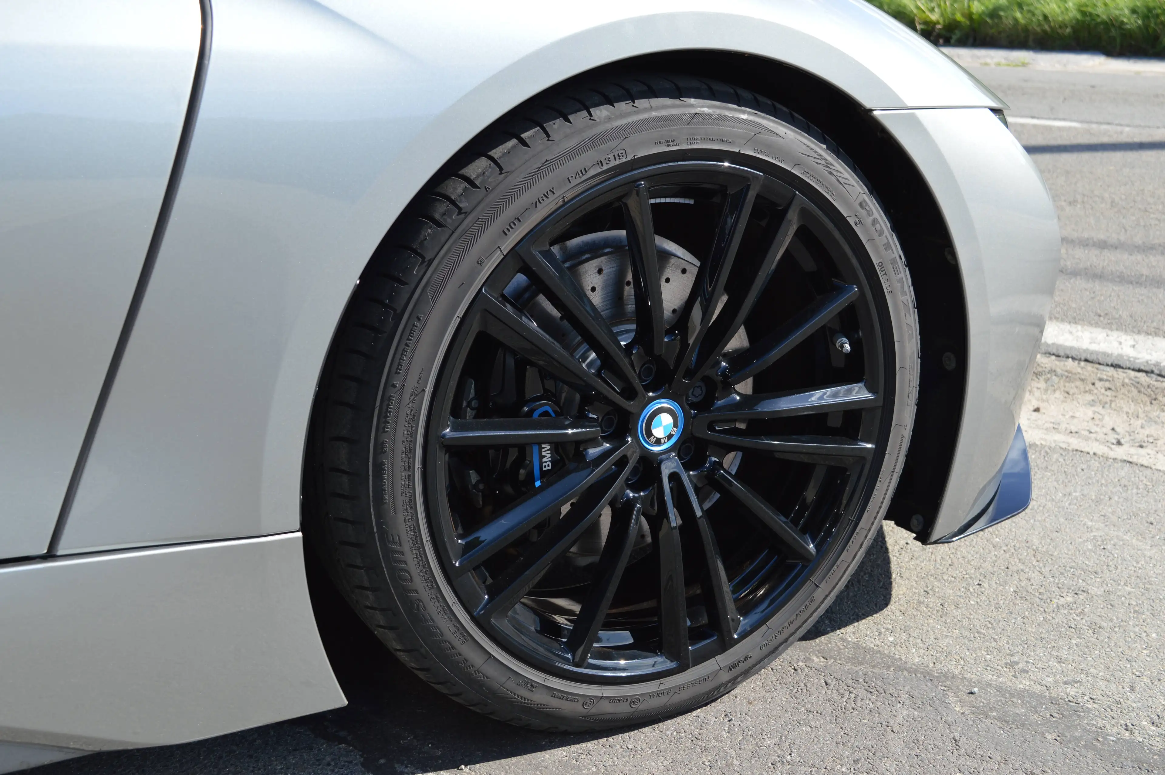 BMW i8 Roadster - 4.500 km - NEW - 1 HAND — photo 7
