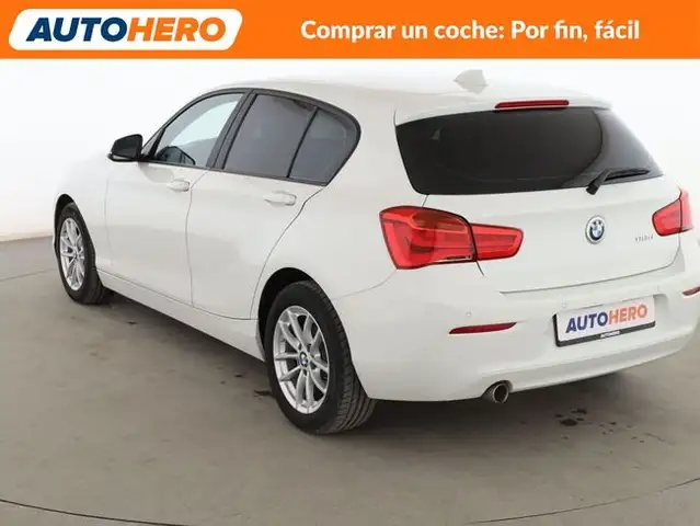 BMW 1 Series view 4