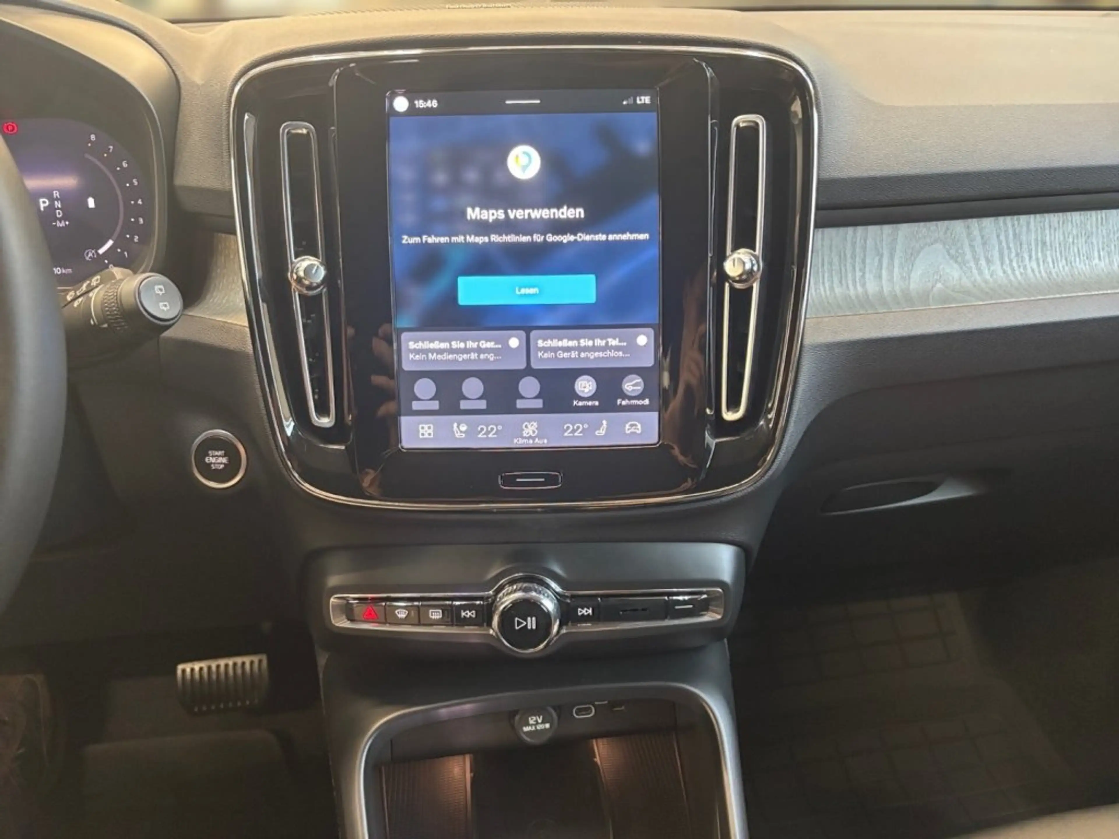 Volvo XC40 B3 Plus Dark Aut. — photo 13