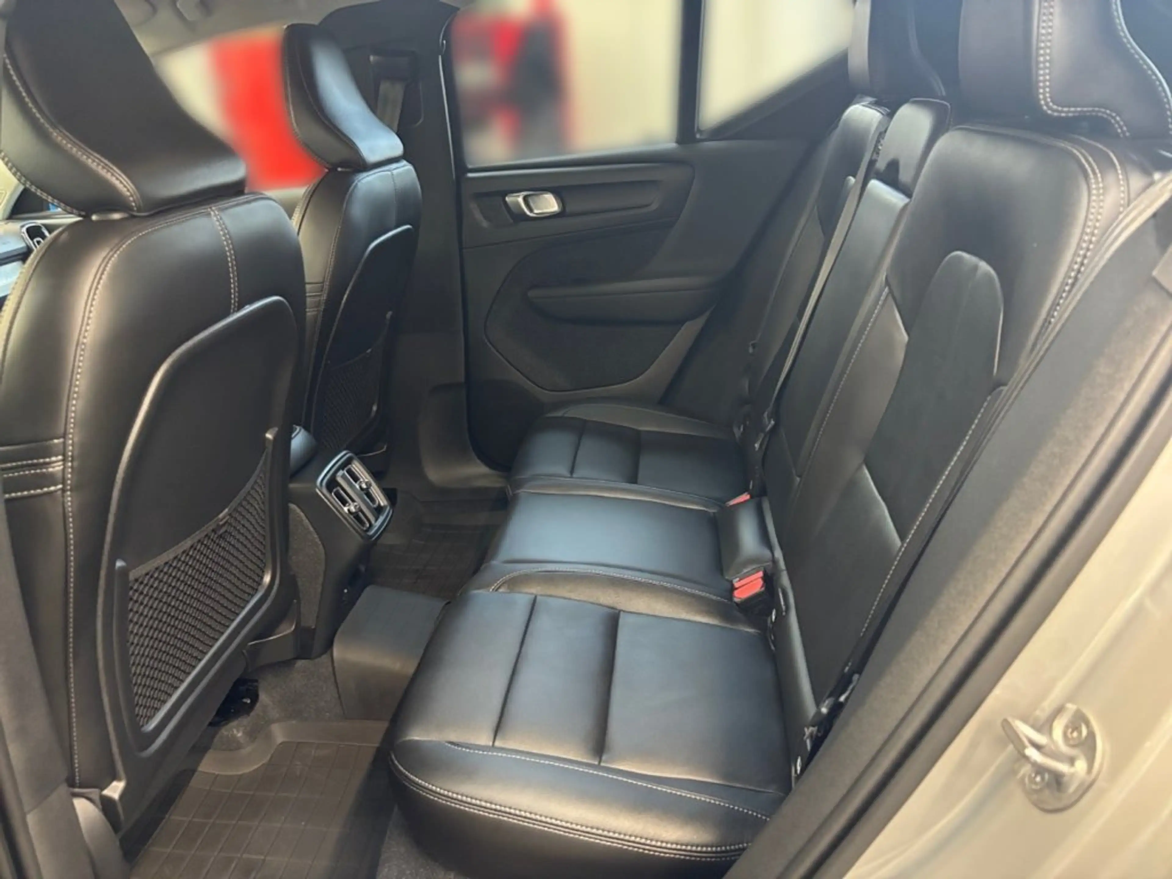 Volvo XC40 B3 Plus Dark Aut. — photo 7
