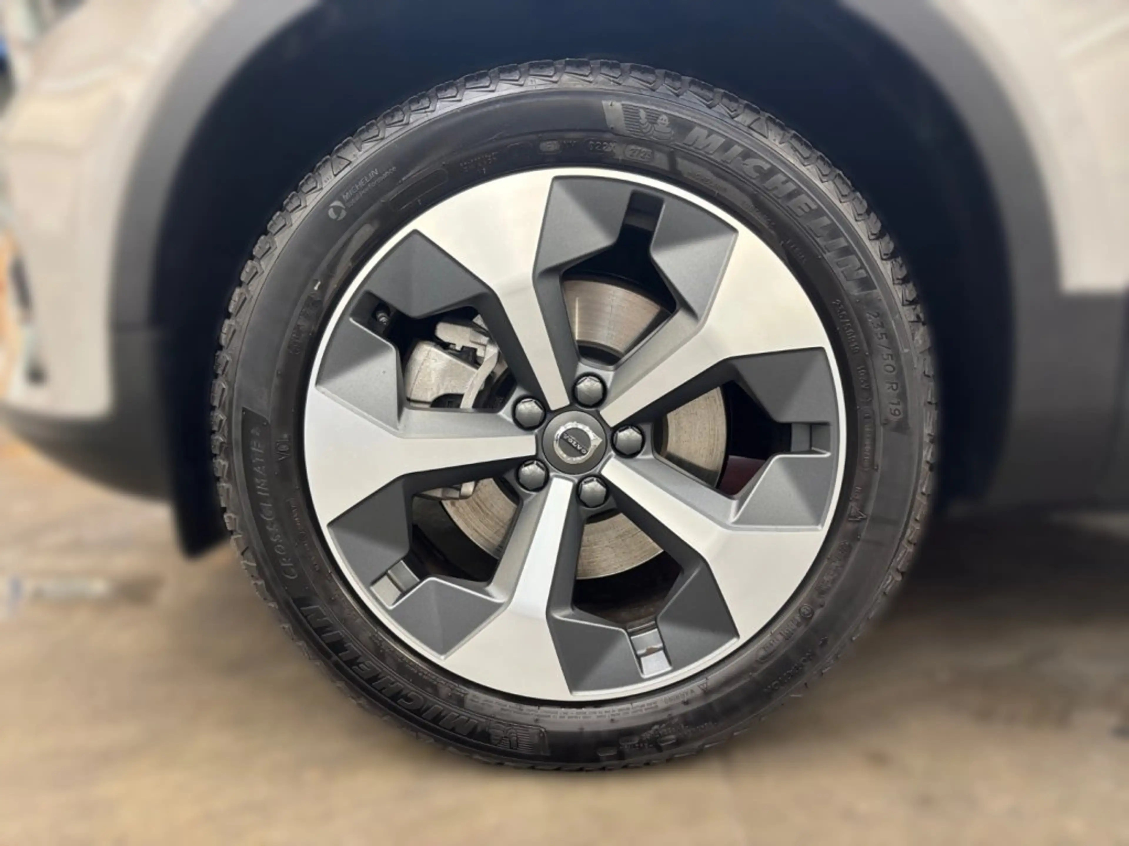 Volvo XC40 B3 Plus Dark Aut. — photo 10
