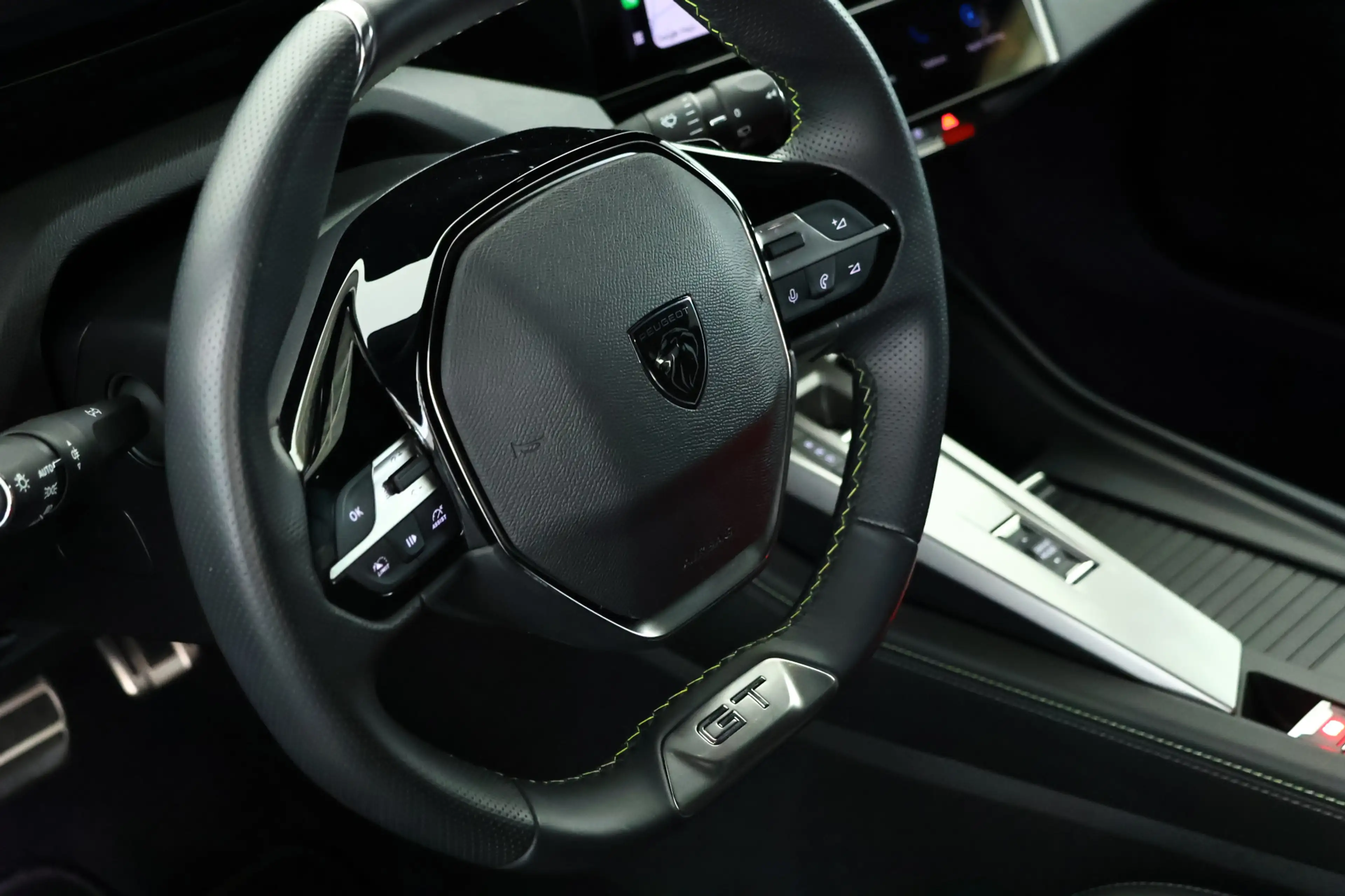 Peugeot 308 SW 1.6 Plug-in Hybrid 180 GT Navi / Carplay /. LED — photo 30