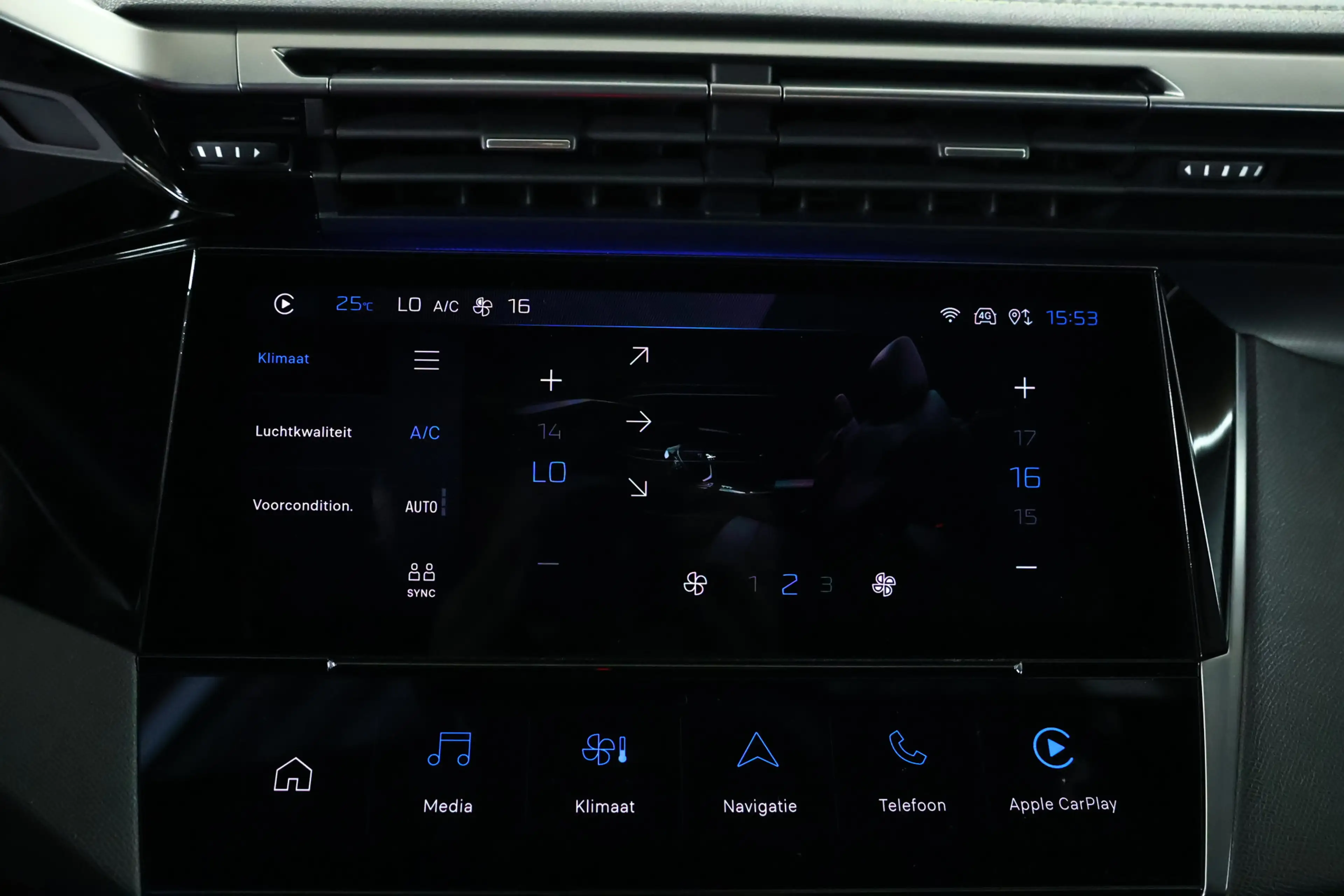 Peugeot 308 SW 1.6 Plug-in Hybrid 180 GT Navi / Carplay /. LED — photo 24