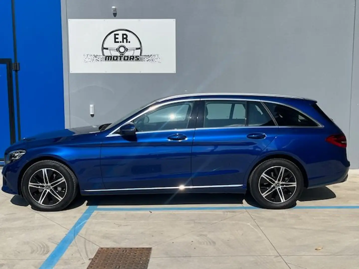 Mercedes-Benz C 300 C 300d SW Business Extra aut. 245cv IVA DETRAIBILE Blau - 2