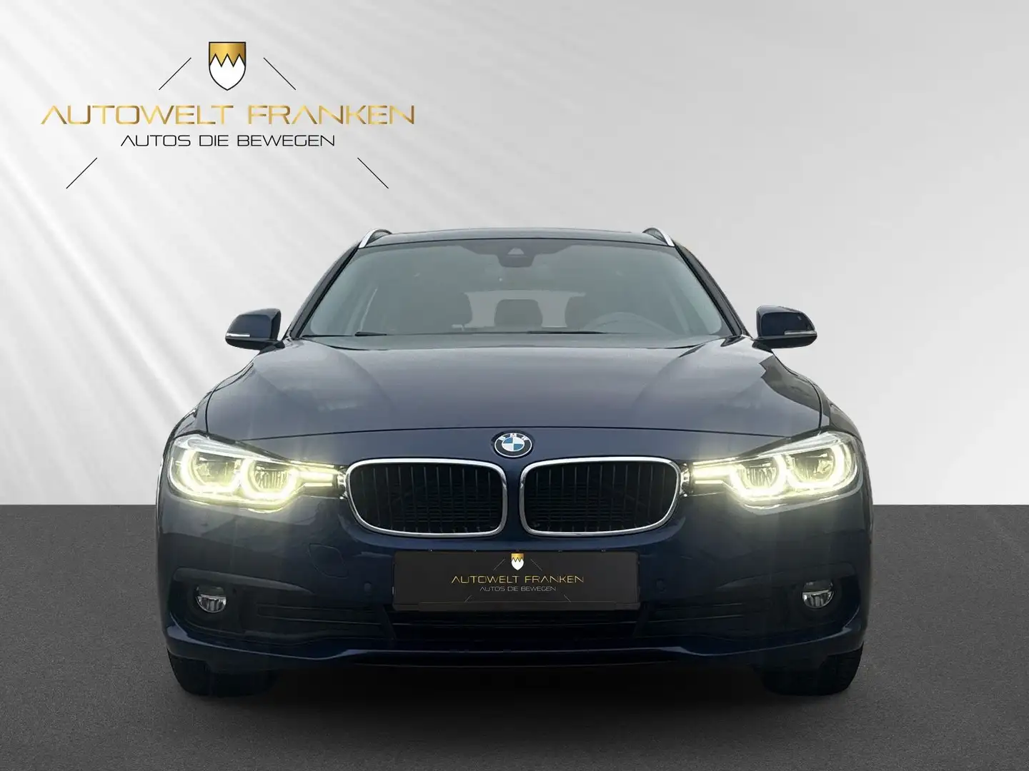 BMW 320 d Touring *LED*PANO*KEYLESS*KAMERA*NAVI* Bleu - 2