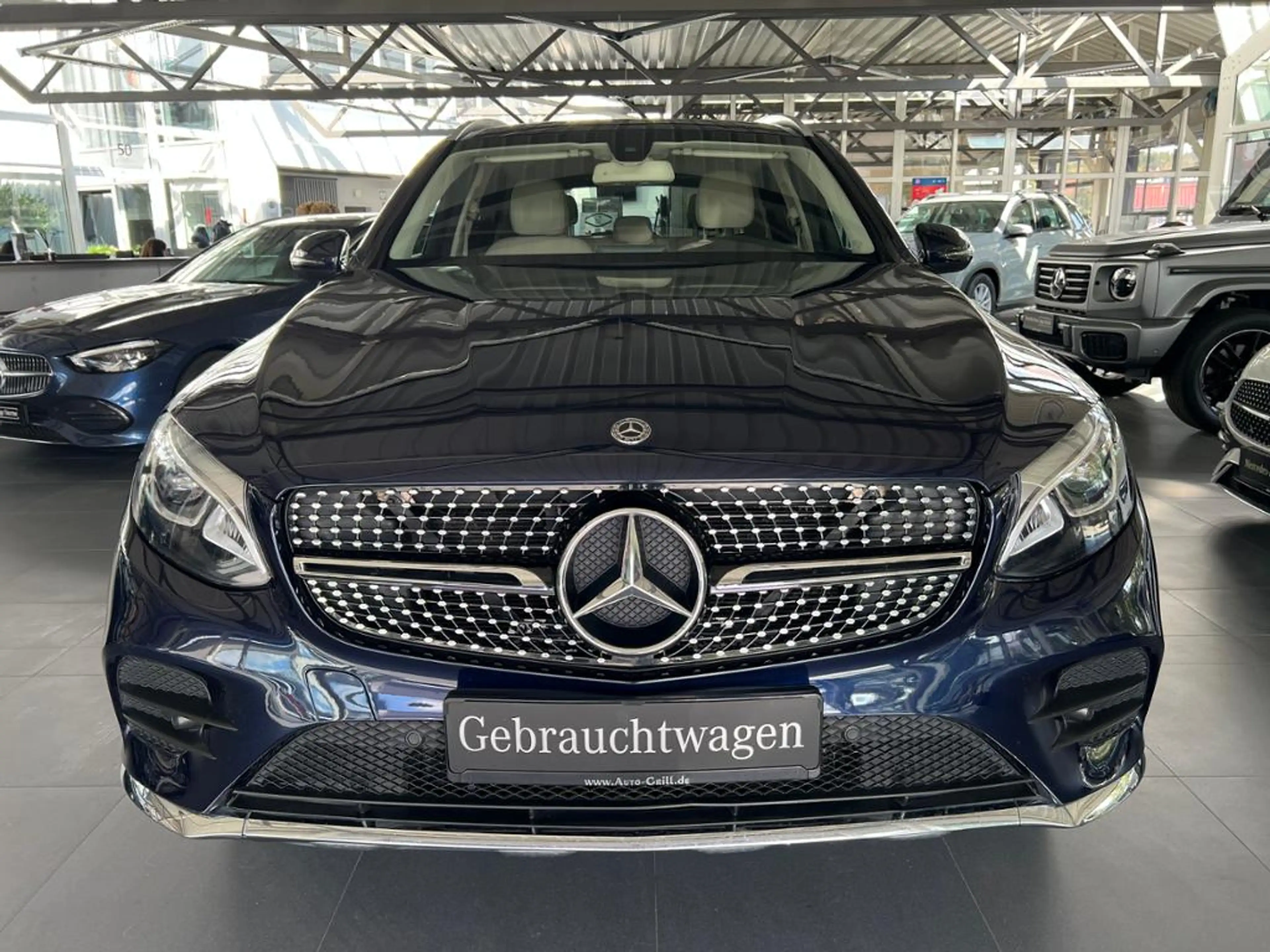 Mercedes-Benz GLC 300 4MATIC MBUX+Burm+Pano+SHD+Xenon+Cam.+AUT — photo 3