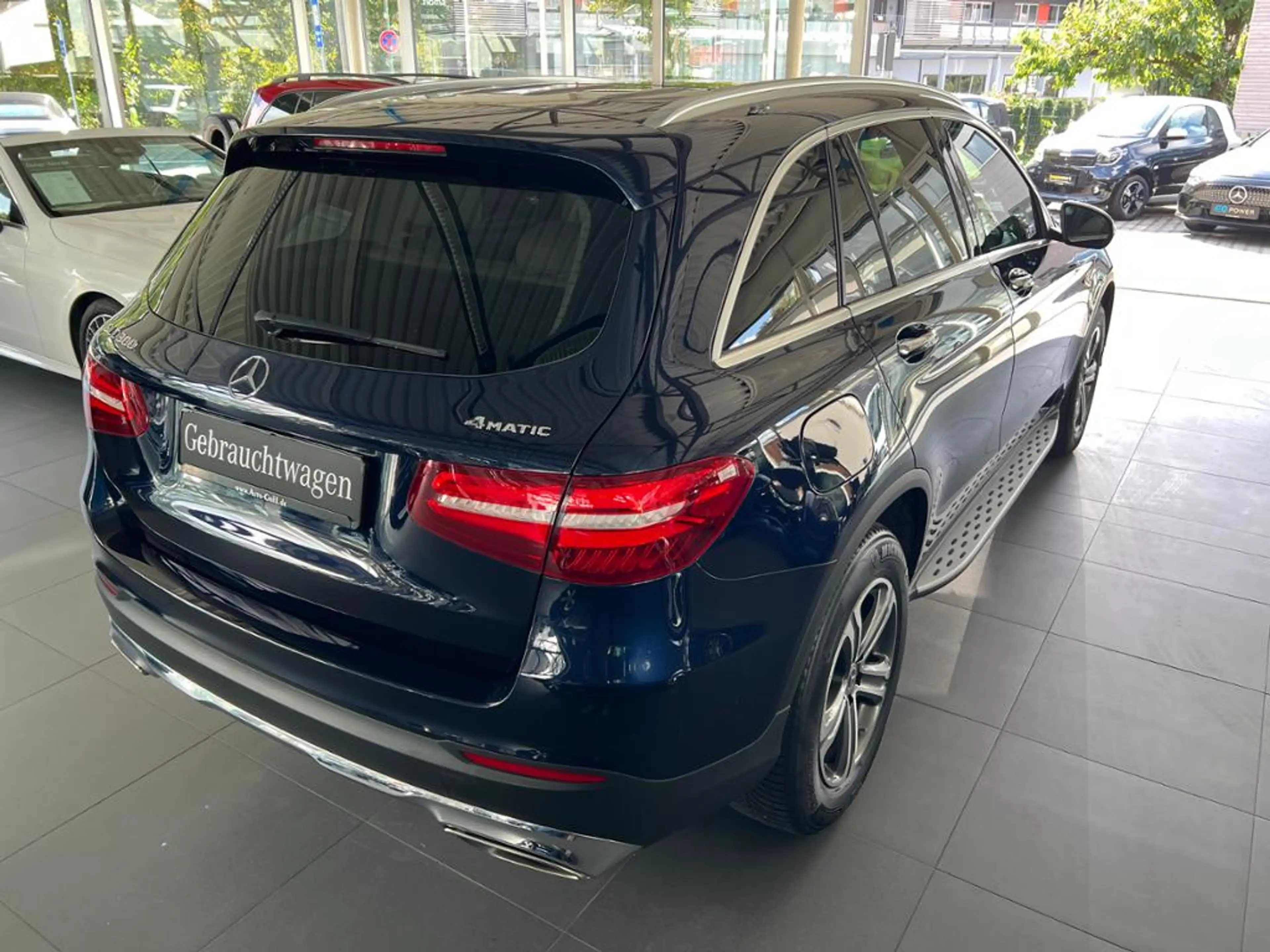 Mercedes-Benz GLC 300 4MATIC MBUX+Burm+Pano+SHD+Xenon+Cam.+AUT — photo 5