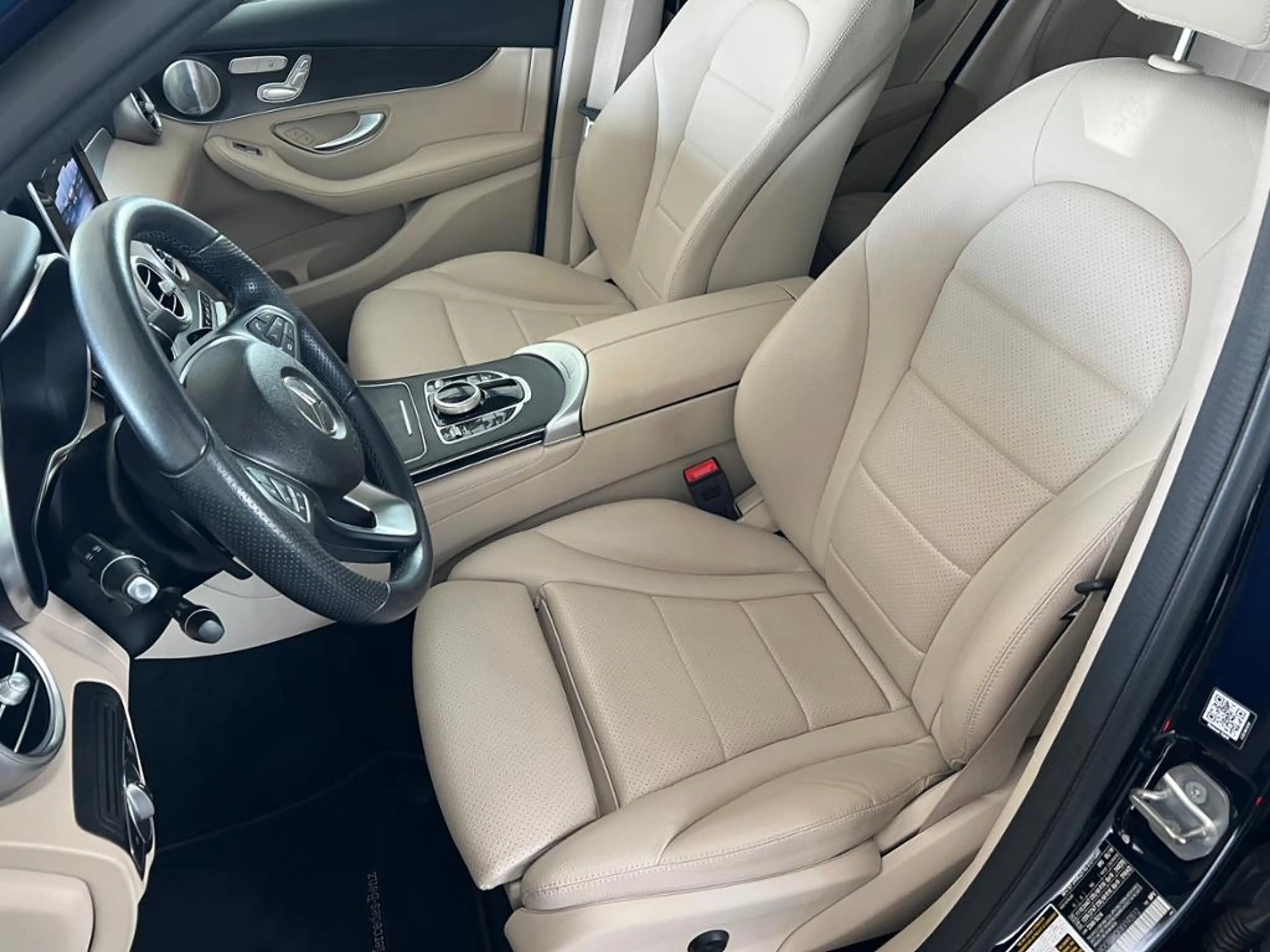 Mercedes-Benz GLC 300 4MATIC MBUX+Burm+Pano+SHD+Xenon+Cam.+AUT — photo 15