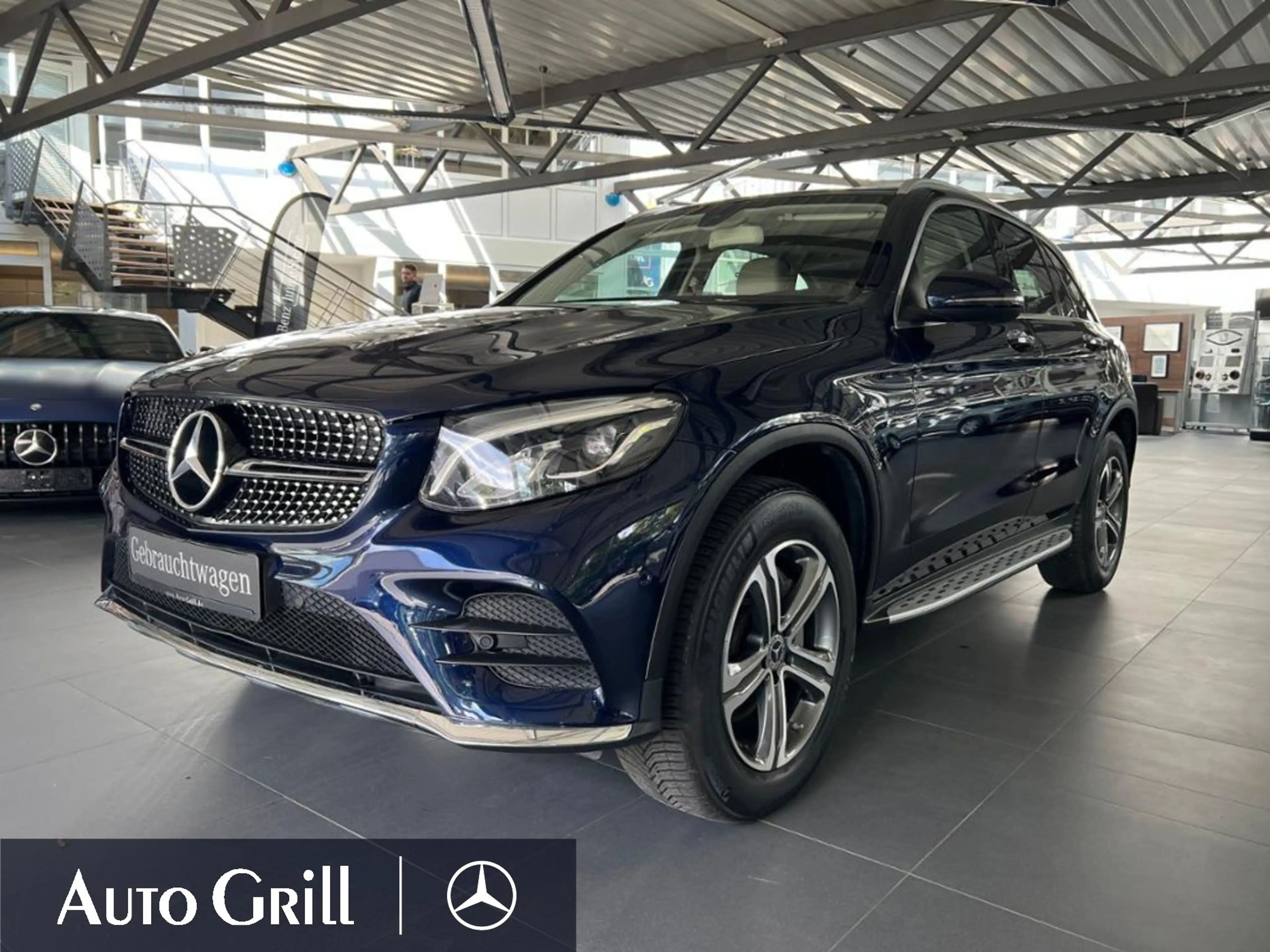 Mercedes-Benz GLC 300 4MATIC MBUX+Burm+Pano+SHD+Xenon+Cam.+AUT