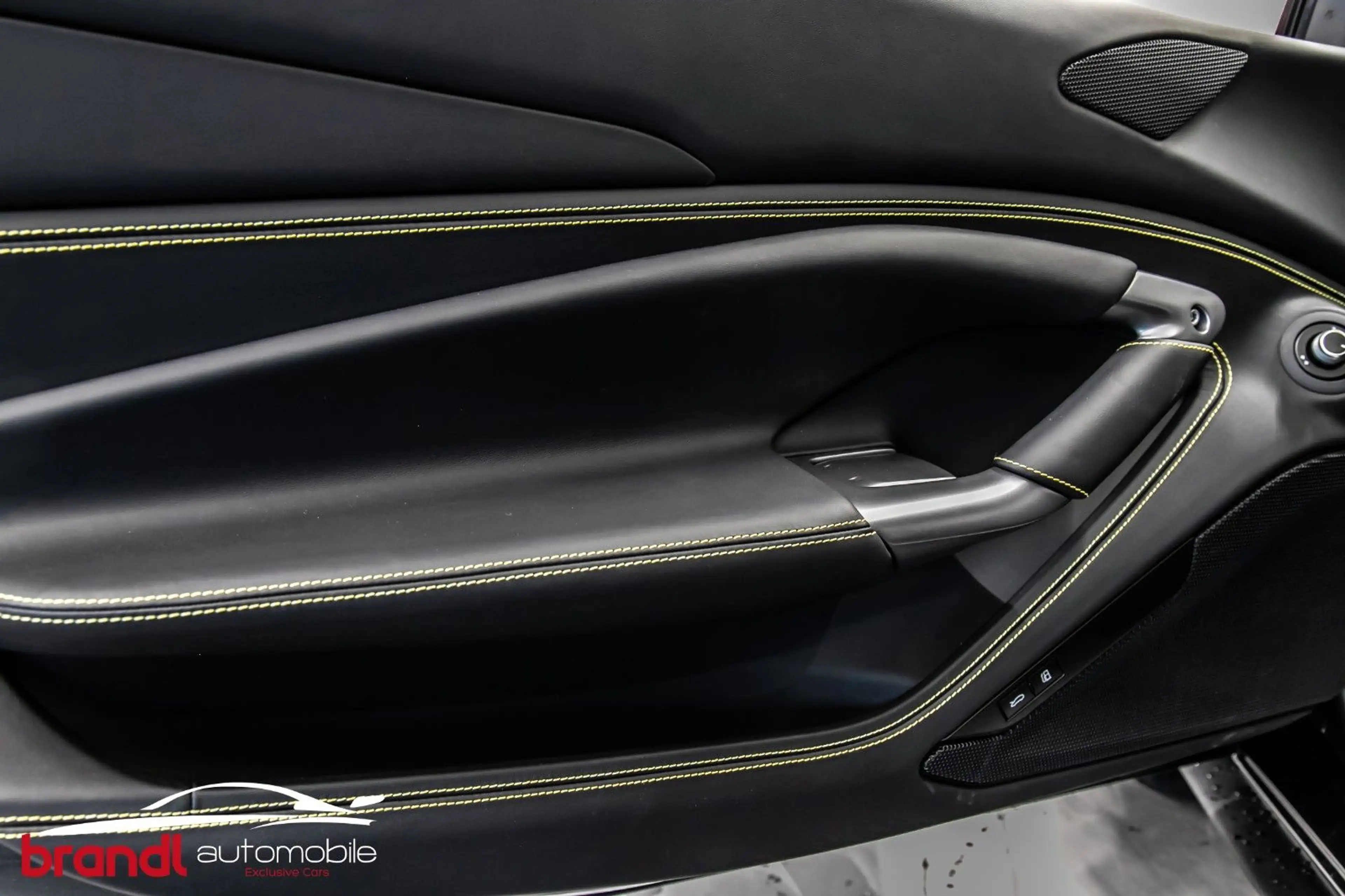 Ferrari F8 Tributo Racing Seat / DE / PPF — photo 25