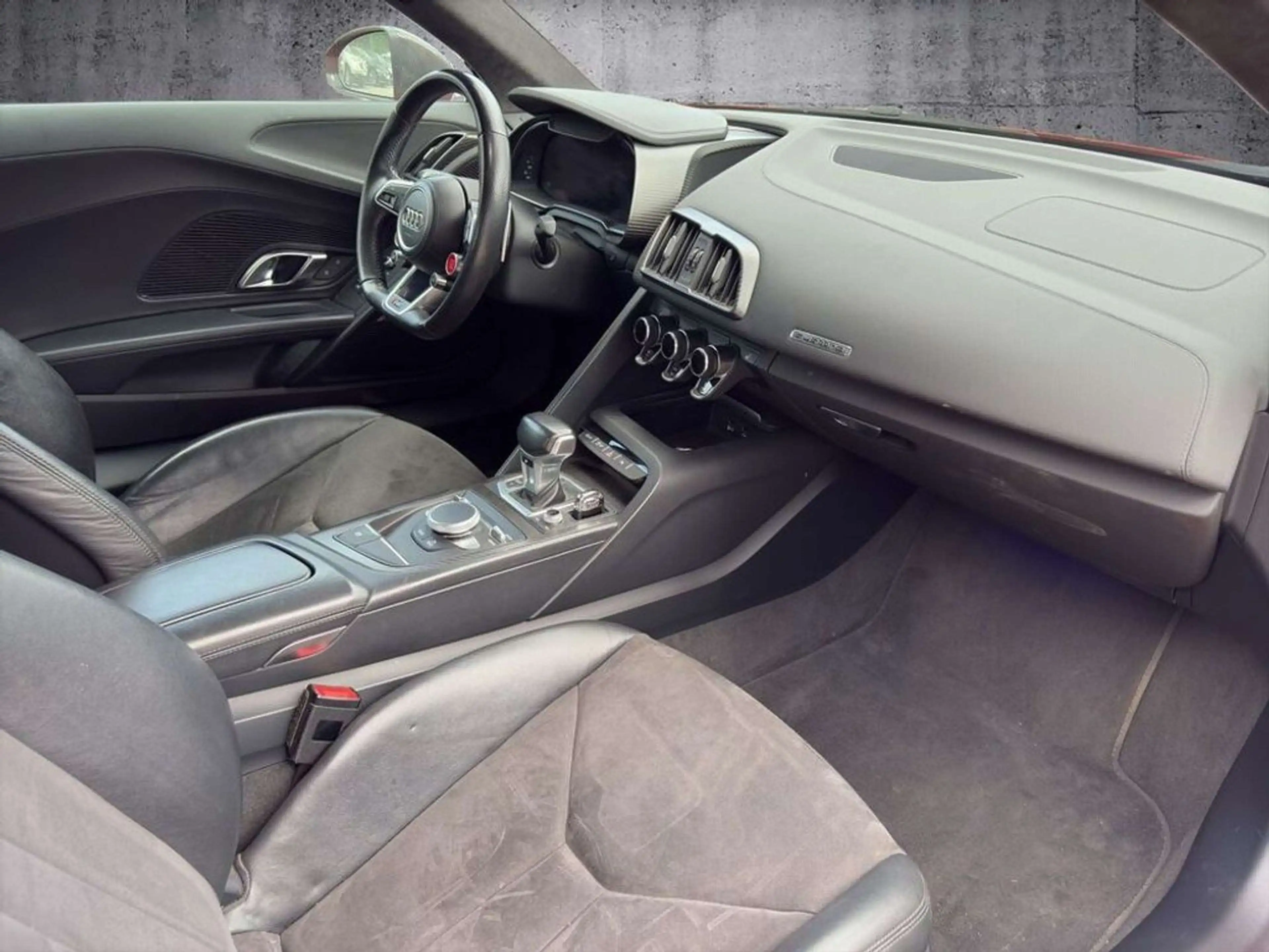 Audi R8 Coupé plus 5,2 FSI quattro S-tronic Bi-Turbo — photo 11
